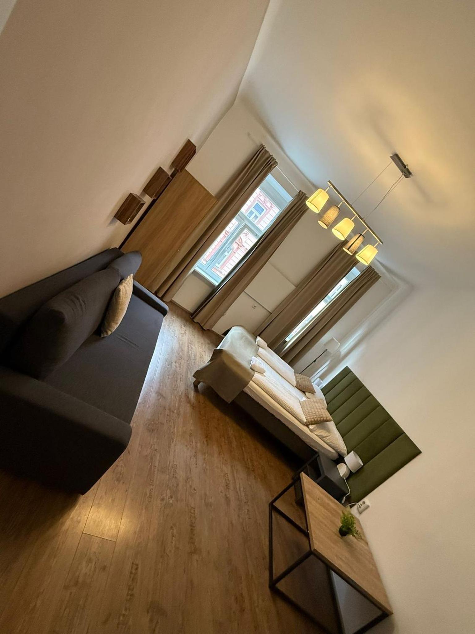 Modern 1BR Apartment Near Schönbrunn & Westbahnhof