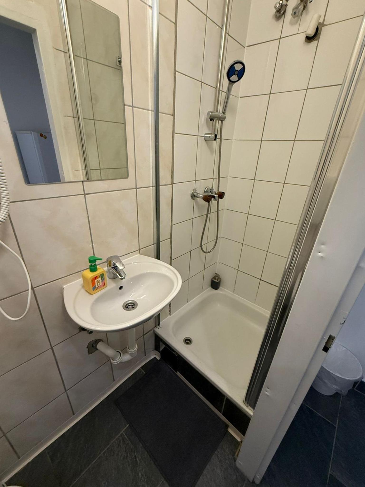 Modern 1BR Apartment Near Schönbrunn & Westbahnhof