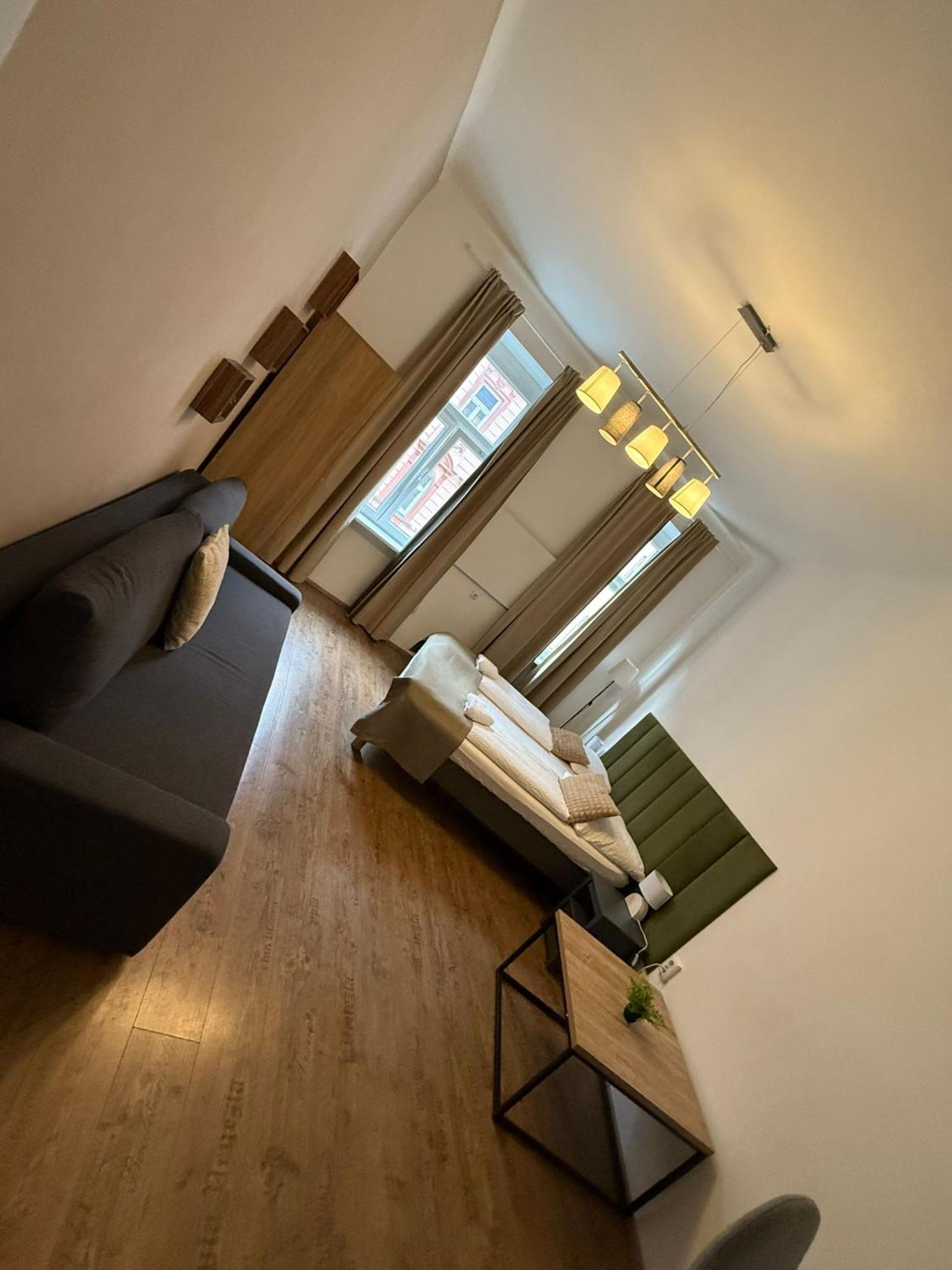 Modern 1BR Apartment Near Schönbrunn & Westbahnhof