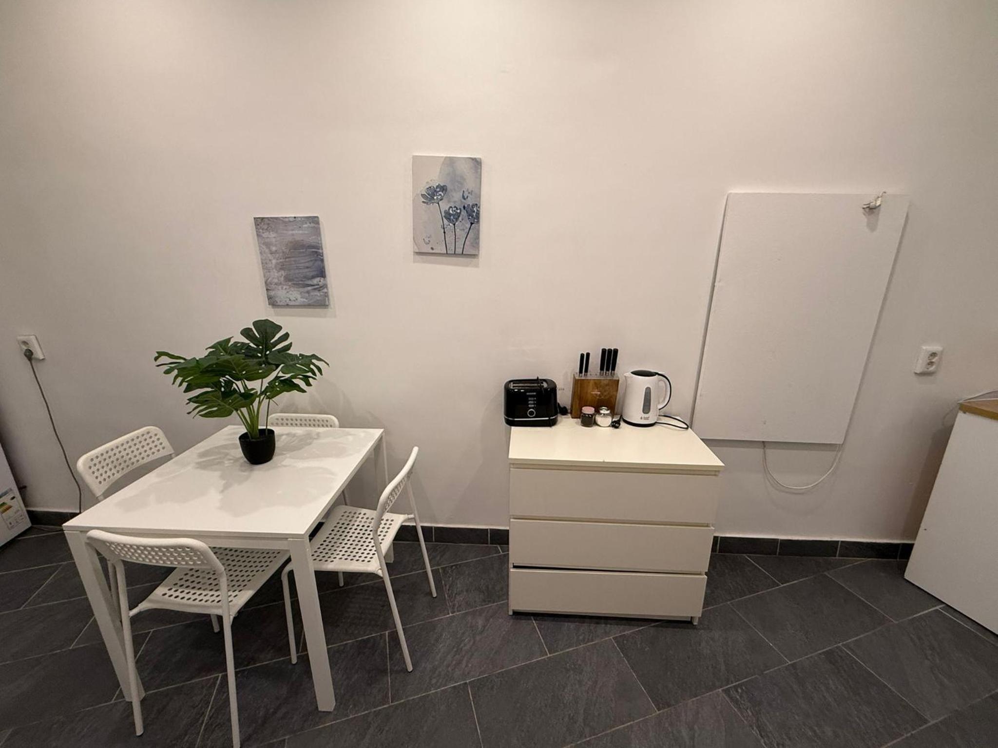 Modern 1BR Apartment Near Schönbrunn & Westbahnhof
