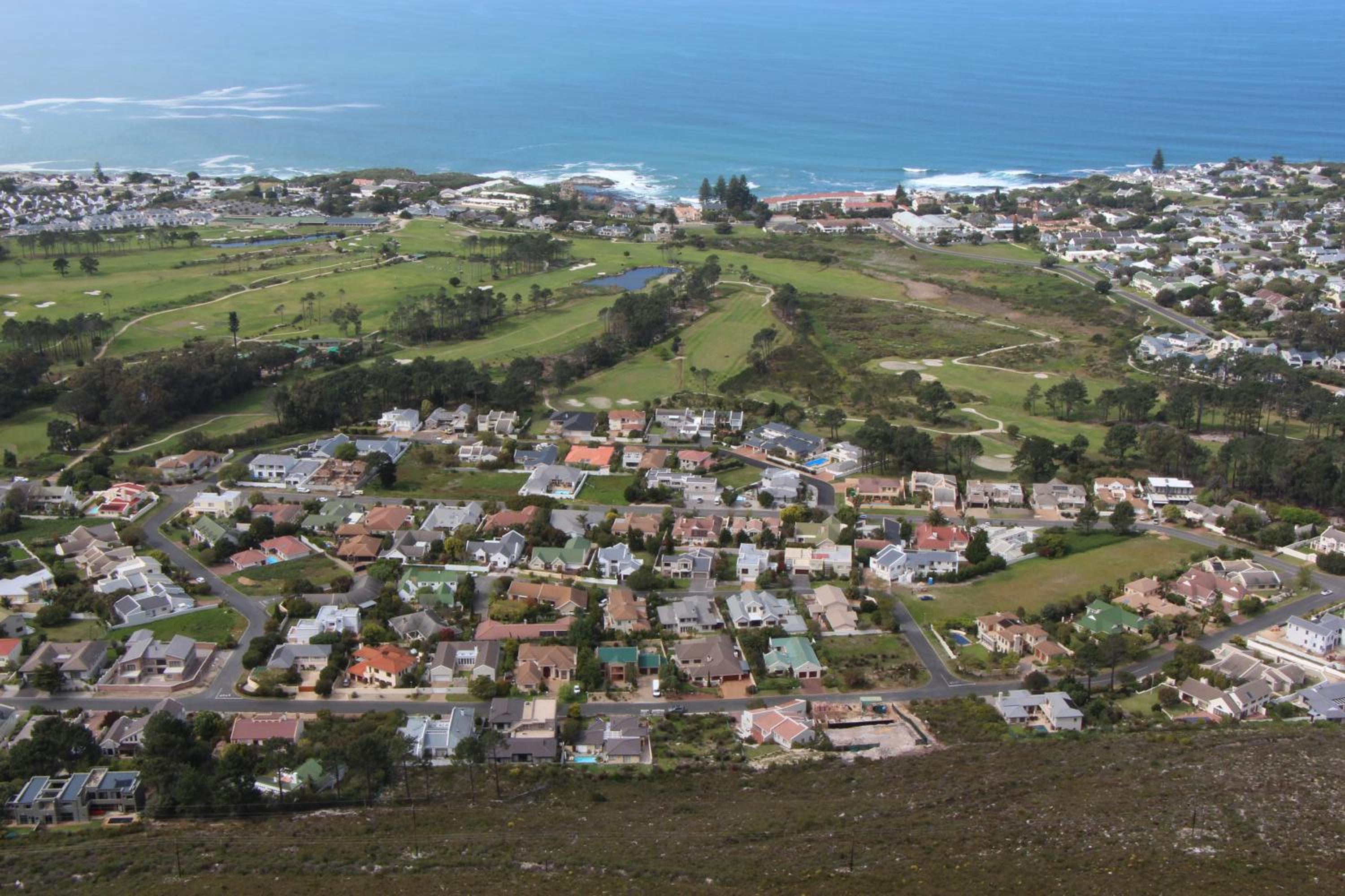 Seaside Hermanus Guest Room view 3