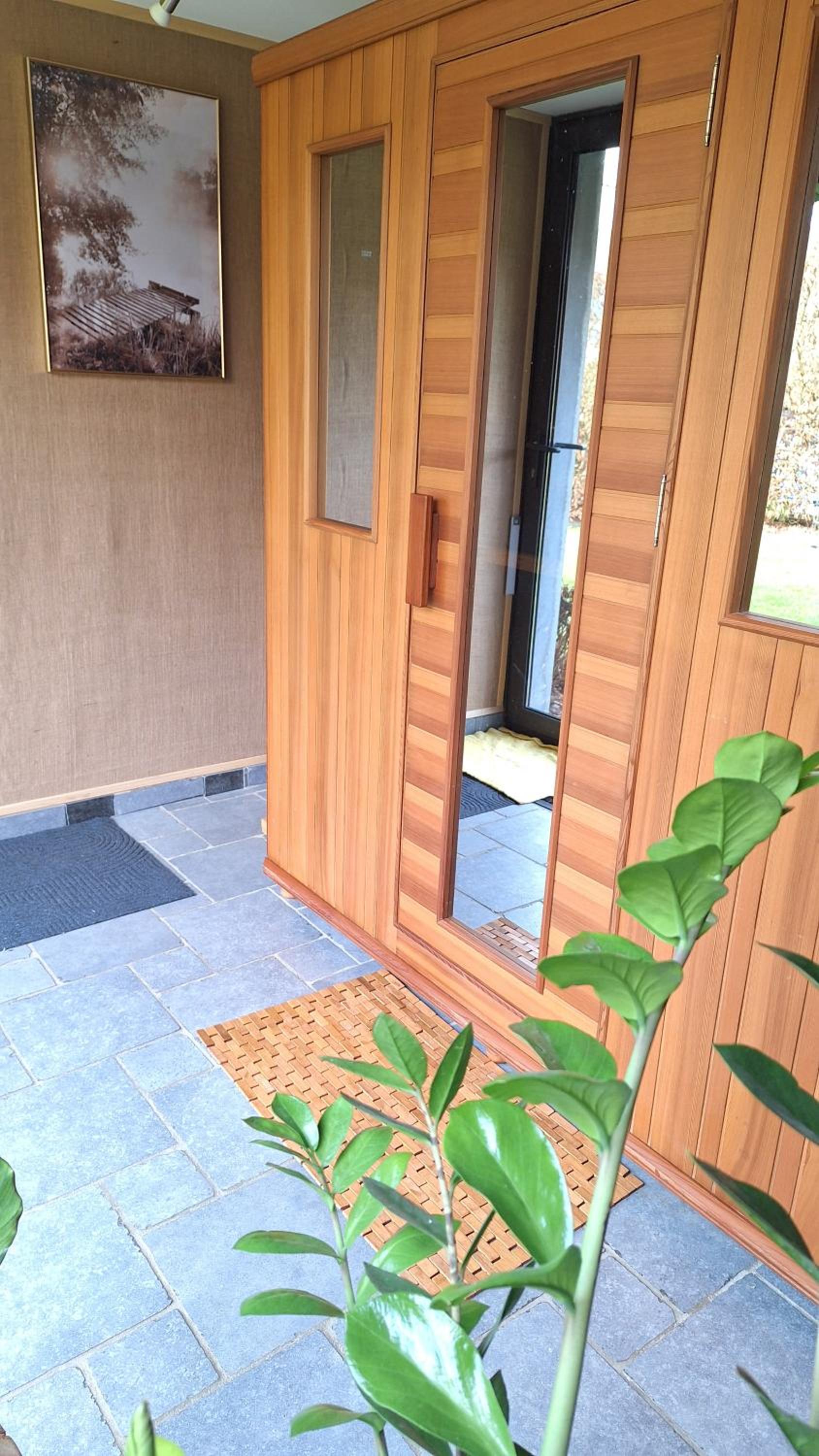 Photo 3