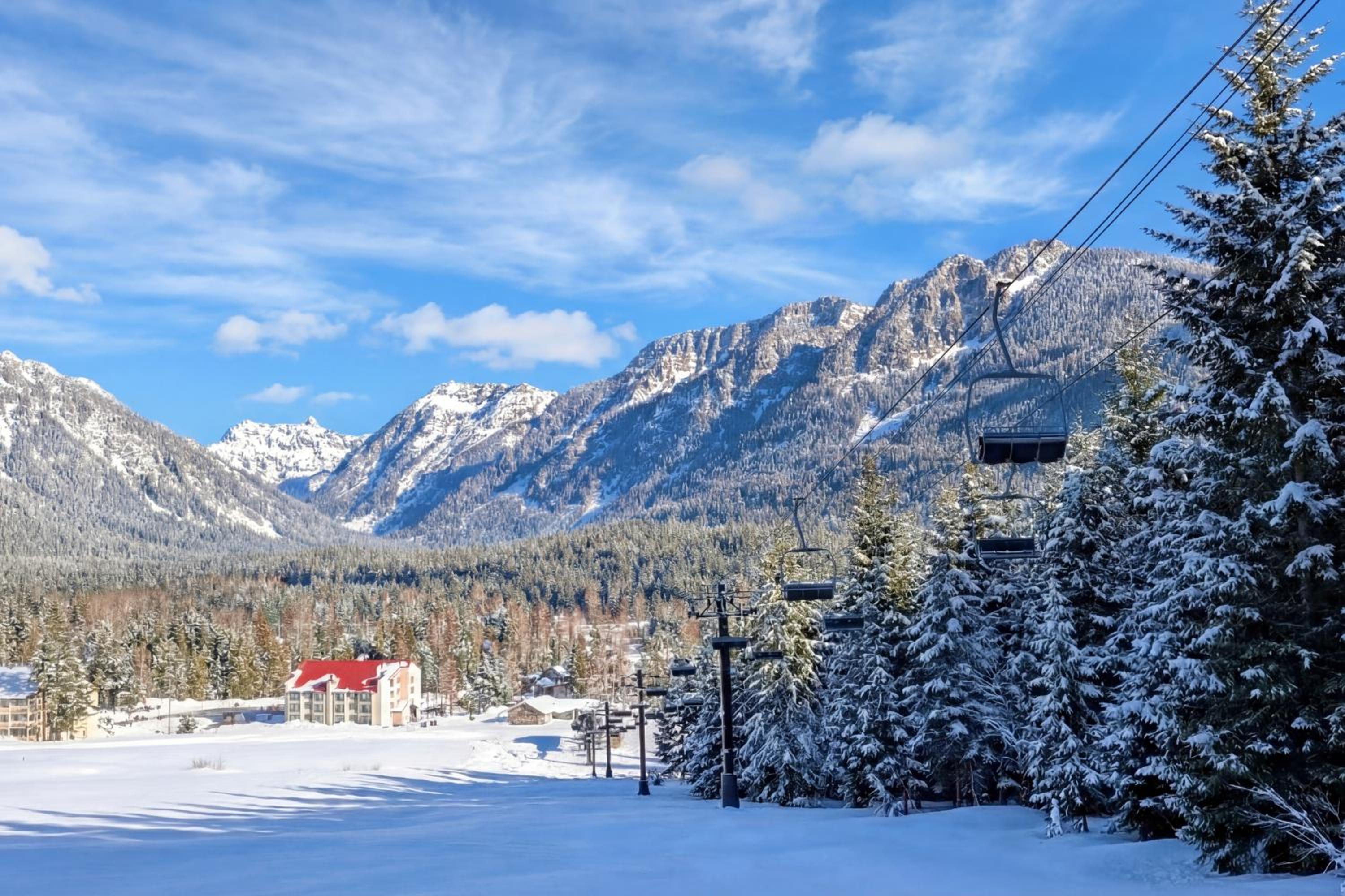 Ski In and Out The Mountainside House with Hot Tub!
