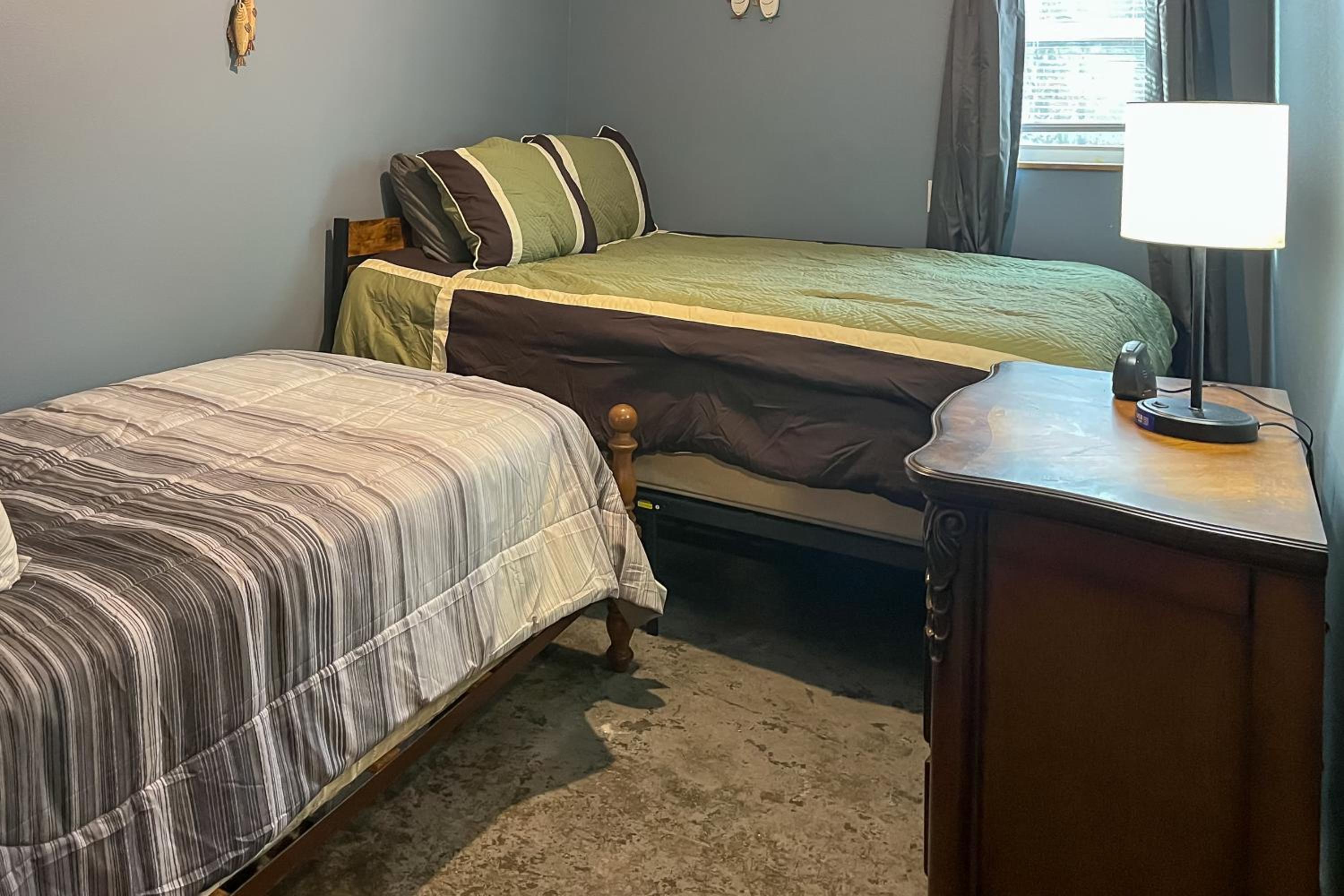 1 Mi to Greers Ferry Lake! Outdoor Adventure Base