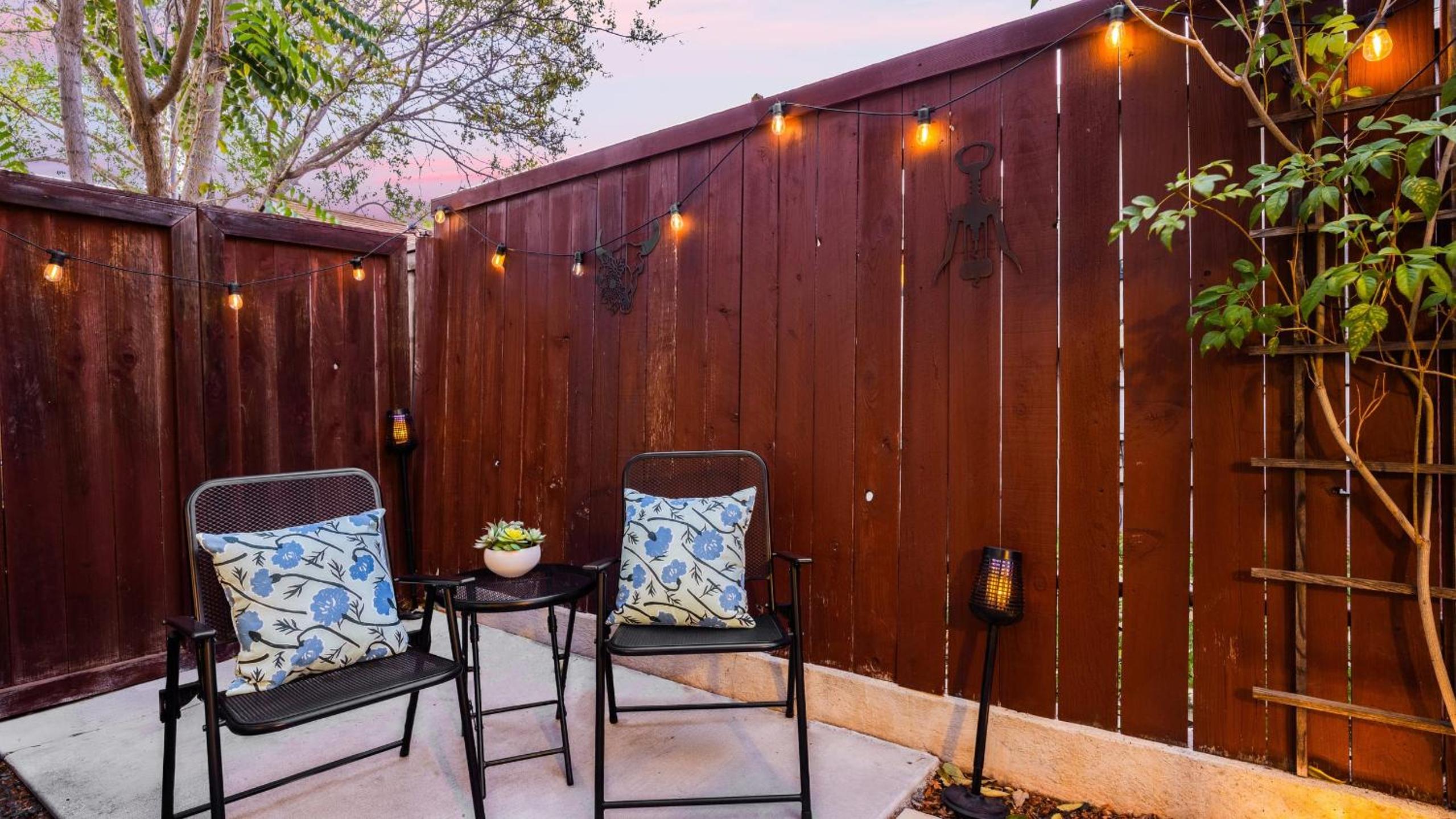 Walk to Downtown Paso Sip Local Wine Under the Stars Casa Robles by AvantStay