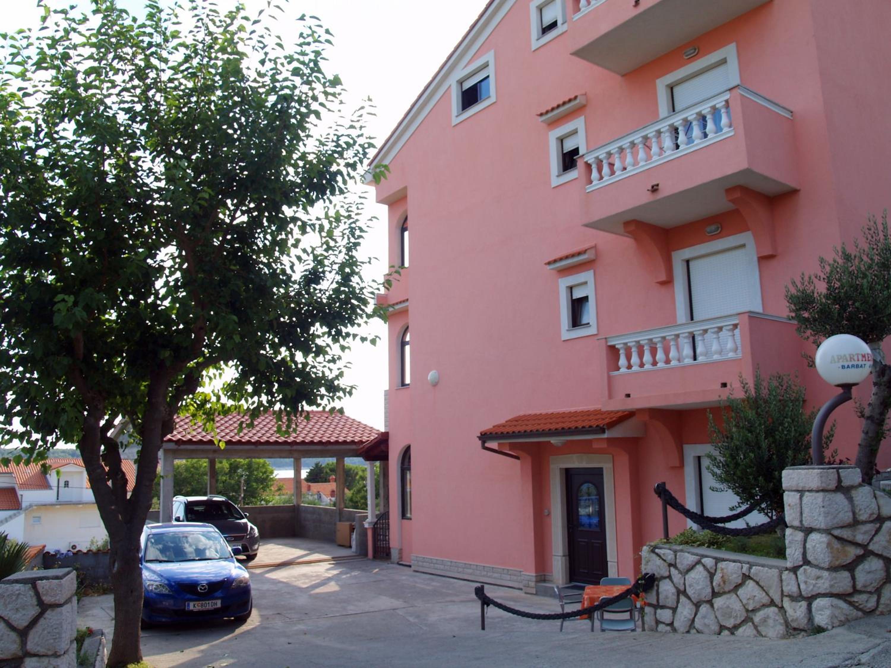 Photo 51
