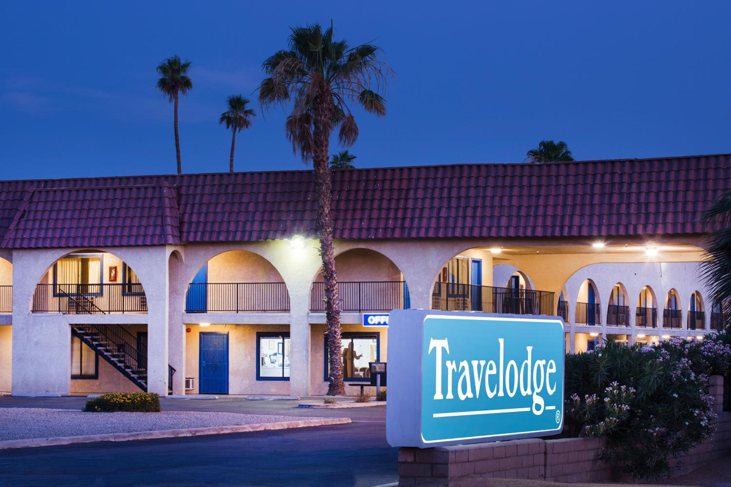 Travelodge by Wyndham Indio - Property Image 17