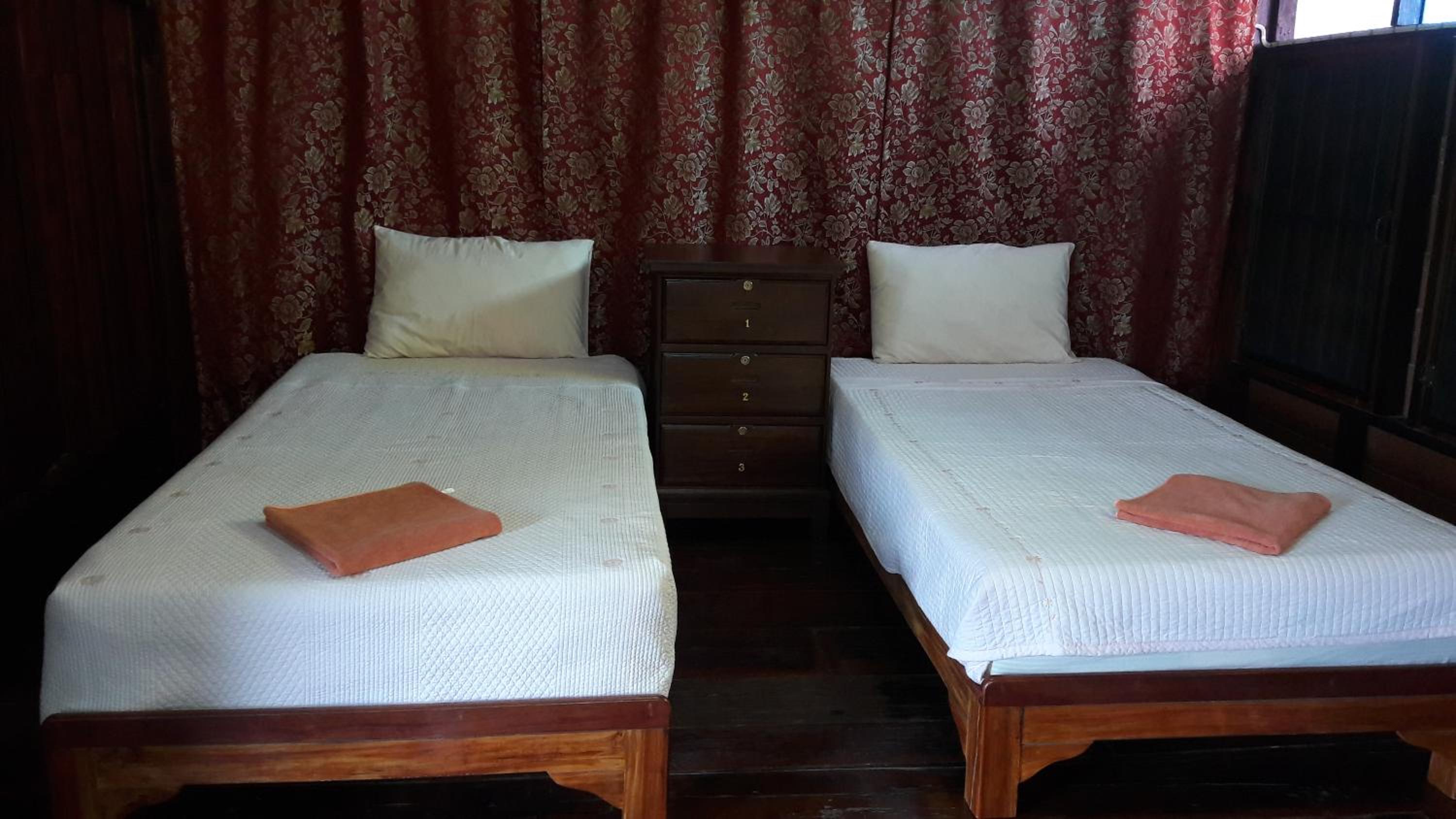 Baan Are Gong Riverside Homestay