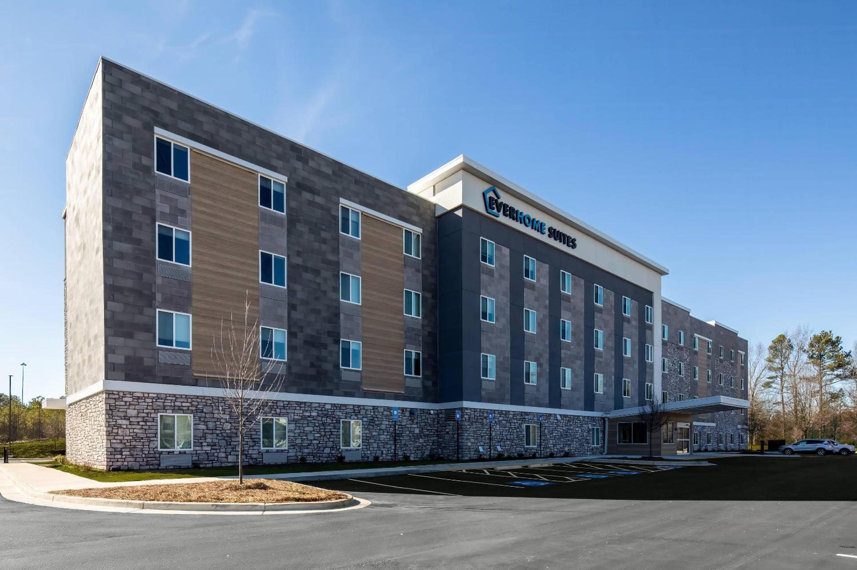 Everhome Suites Wichita Northeast