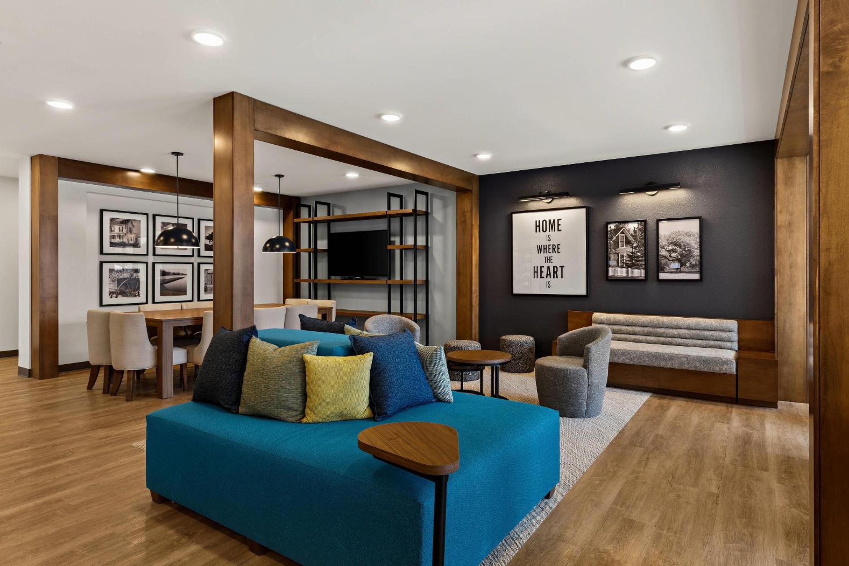 Everhome Suites Wichita Northeast