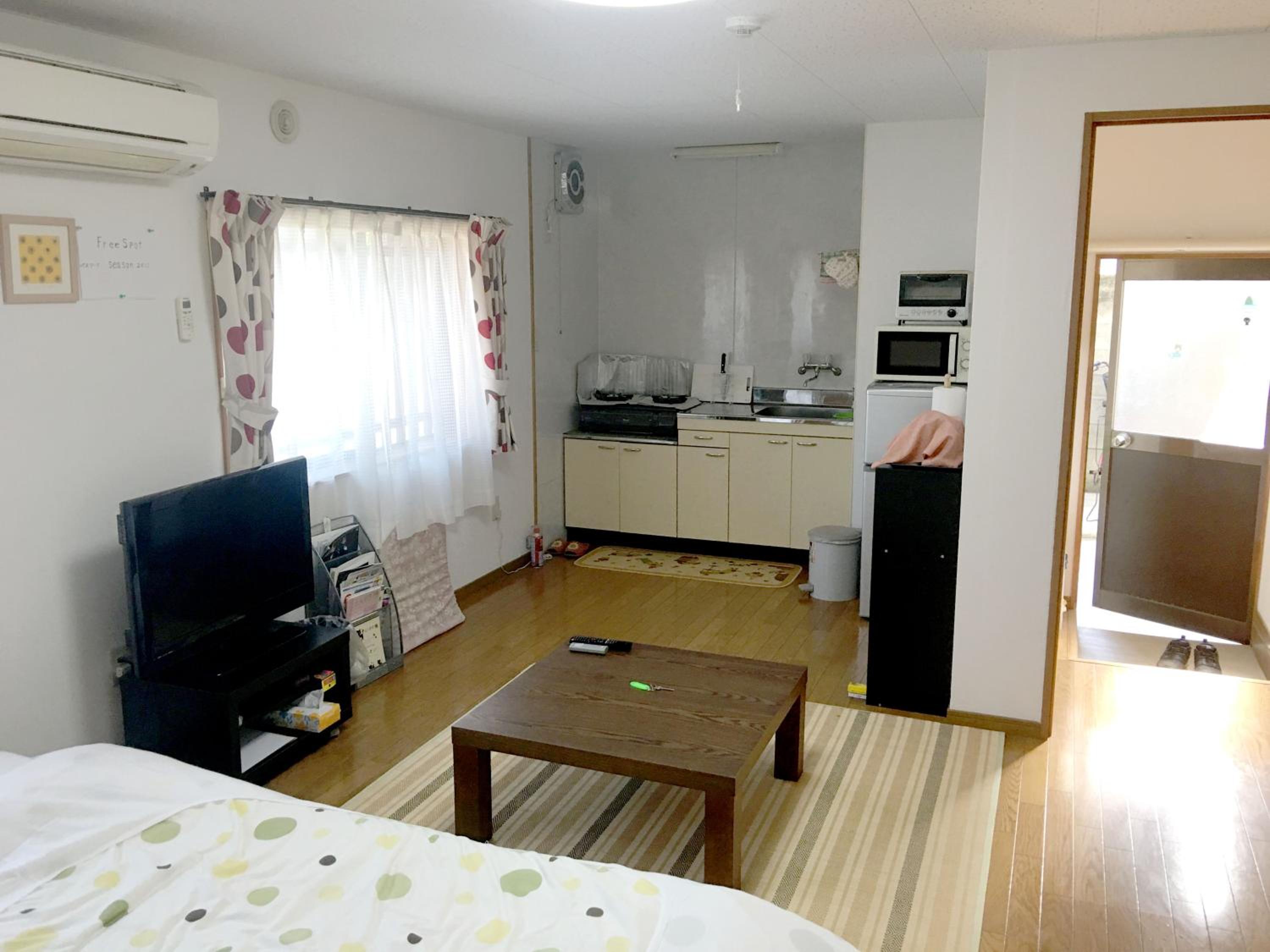 Photo 11