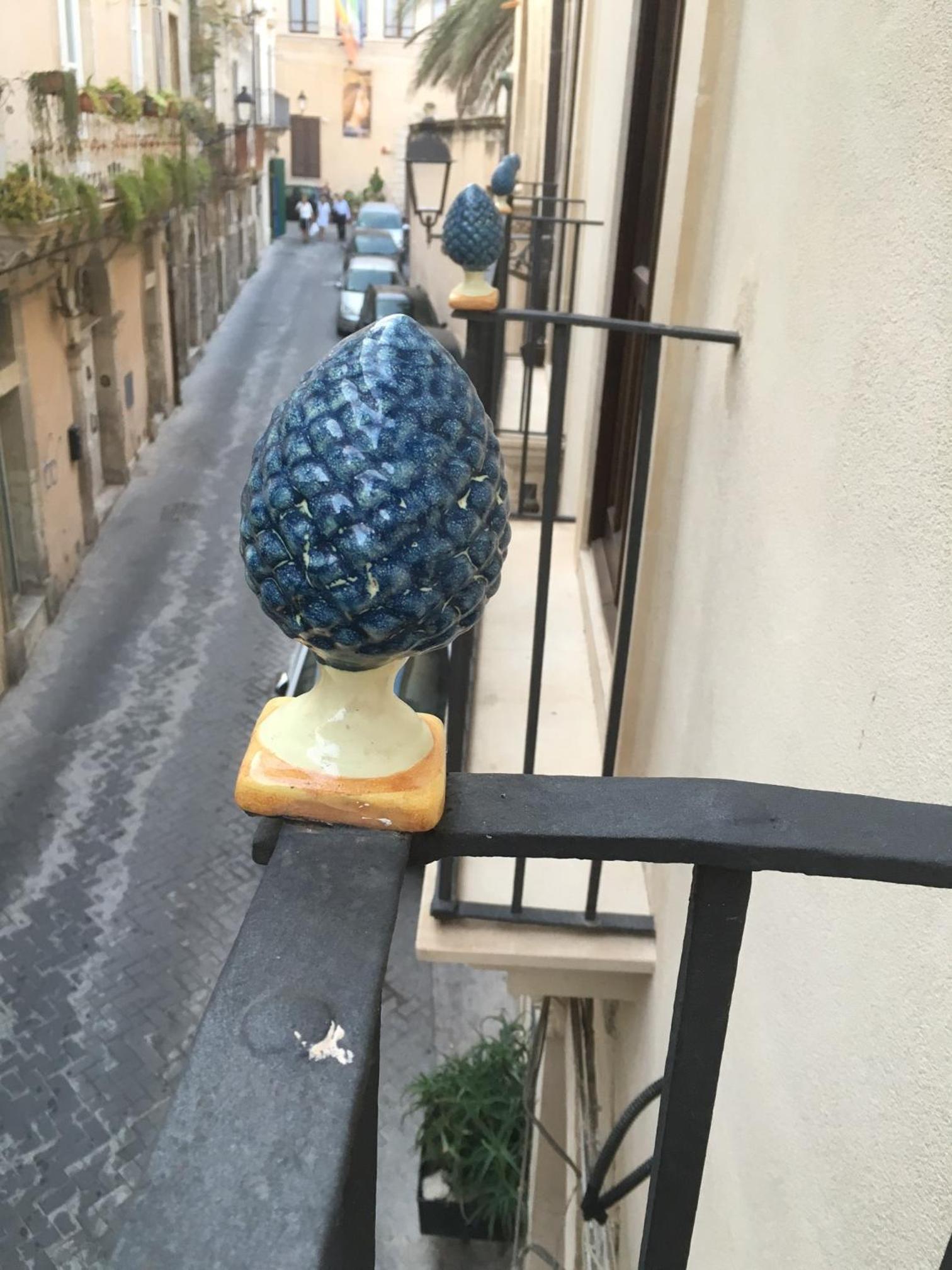 SanMartinoOrtigia Apartments view 5