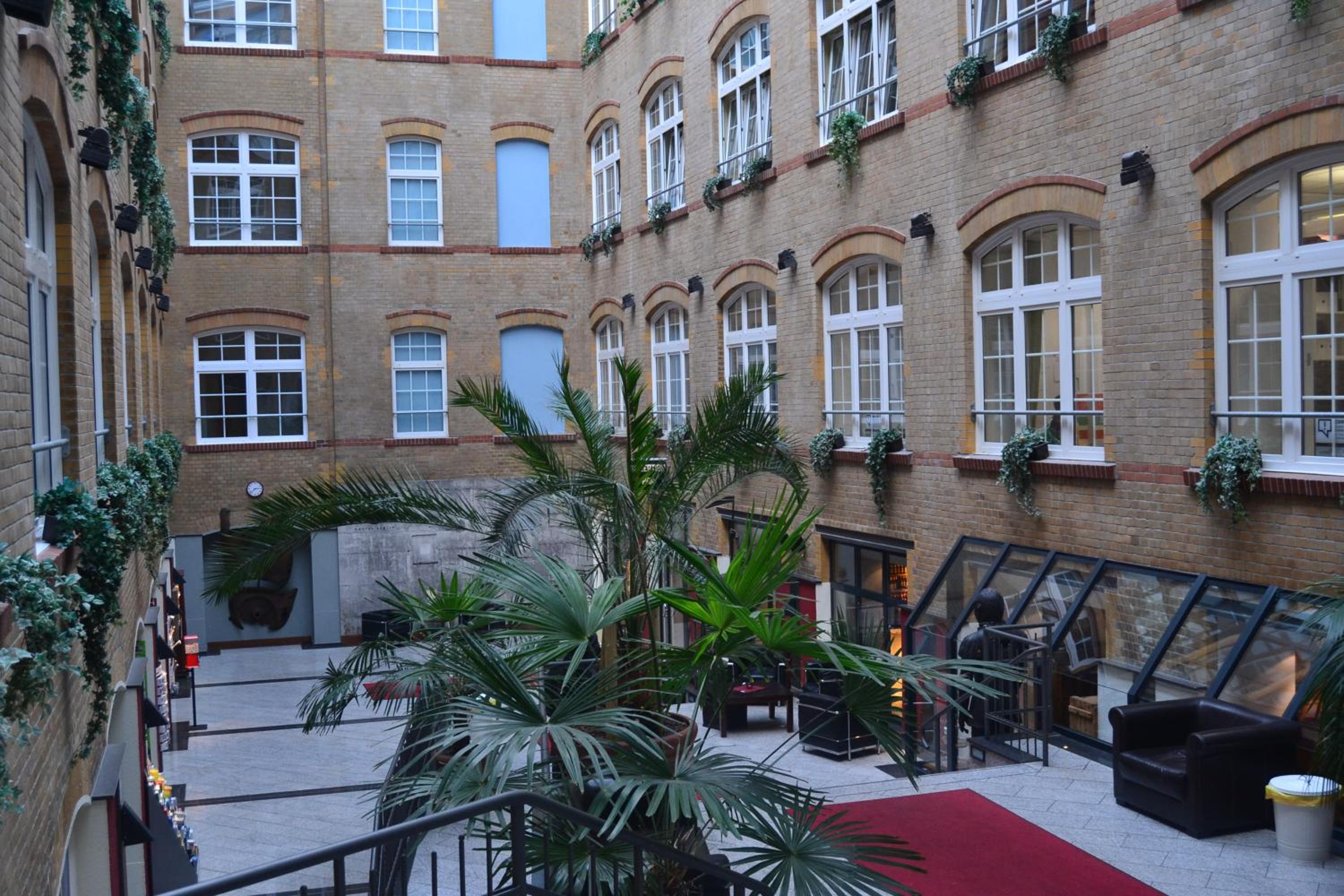Singer109 Hostel, Hotel & Apartment — photo 16