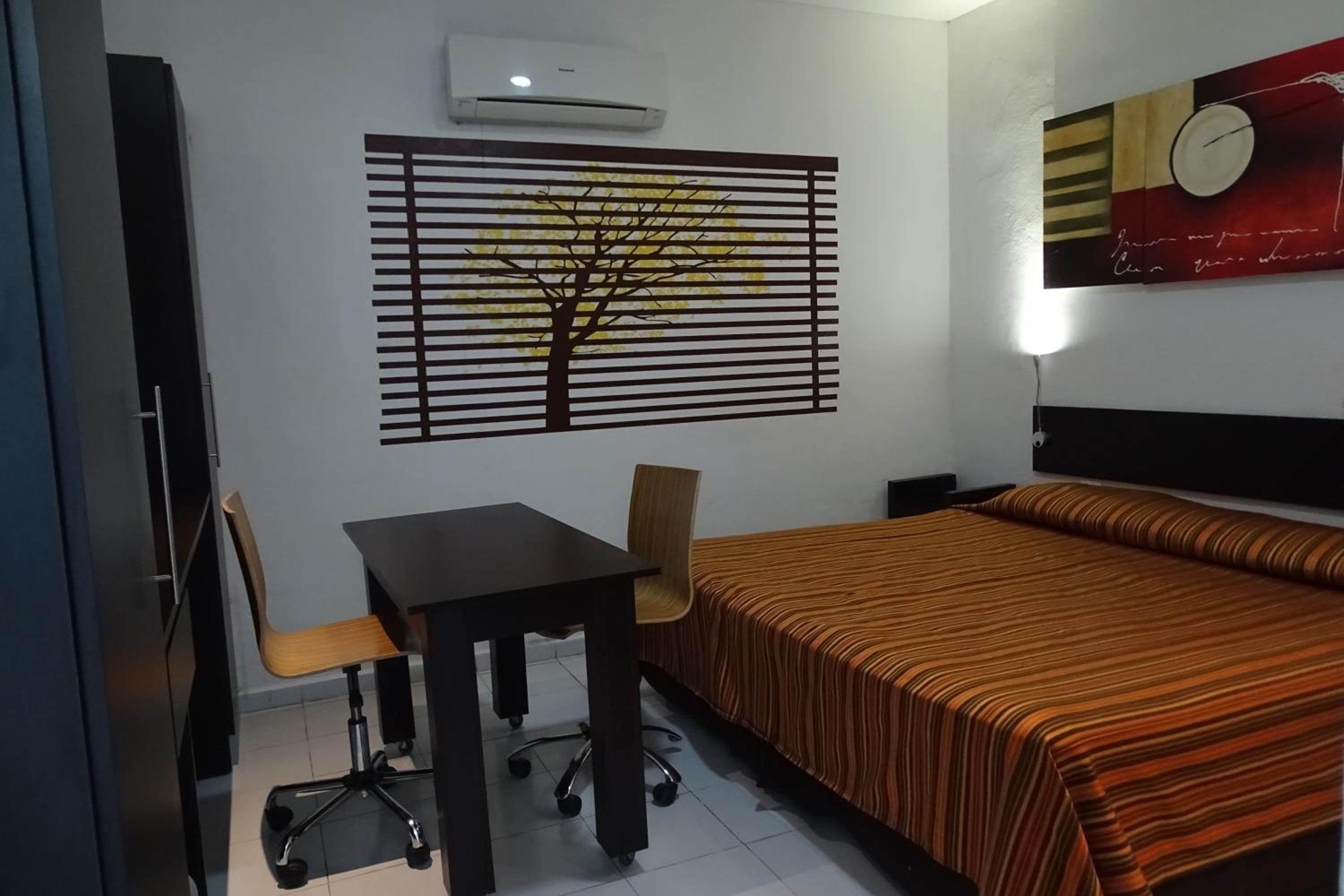 Aparthotel Siete 32
