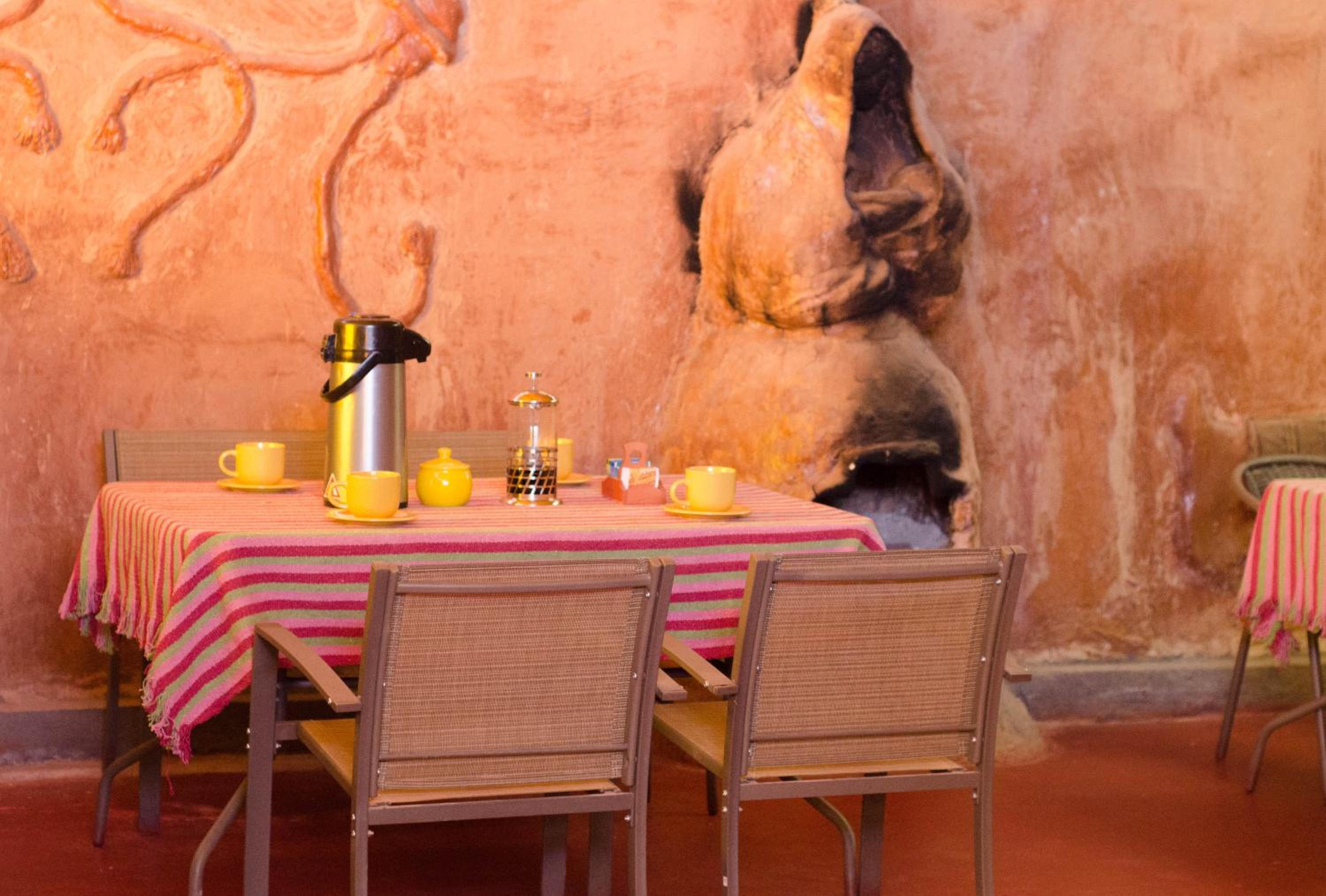 Hostal Alabalti