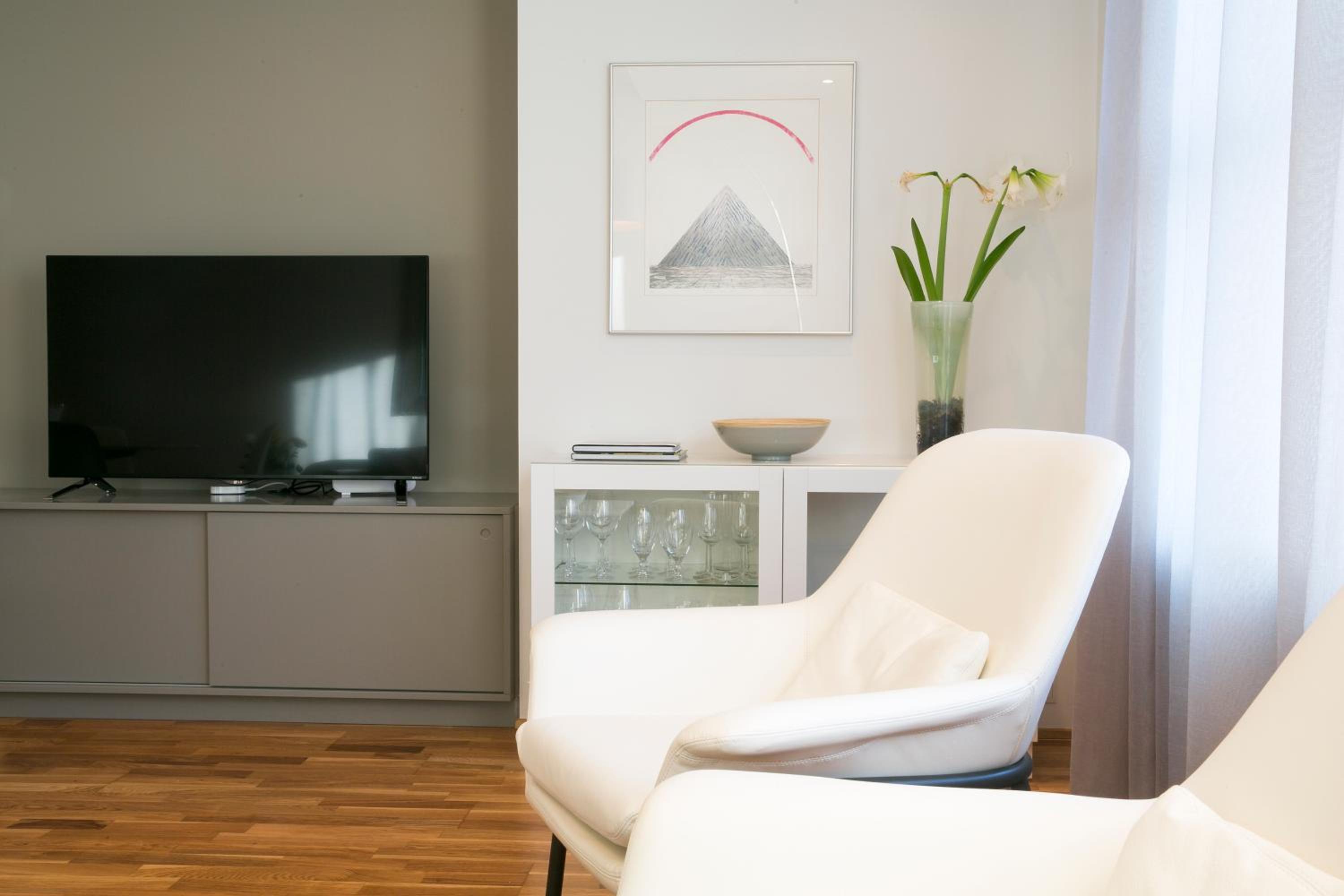 V54 Harbour Apartments