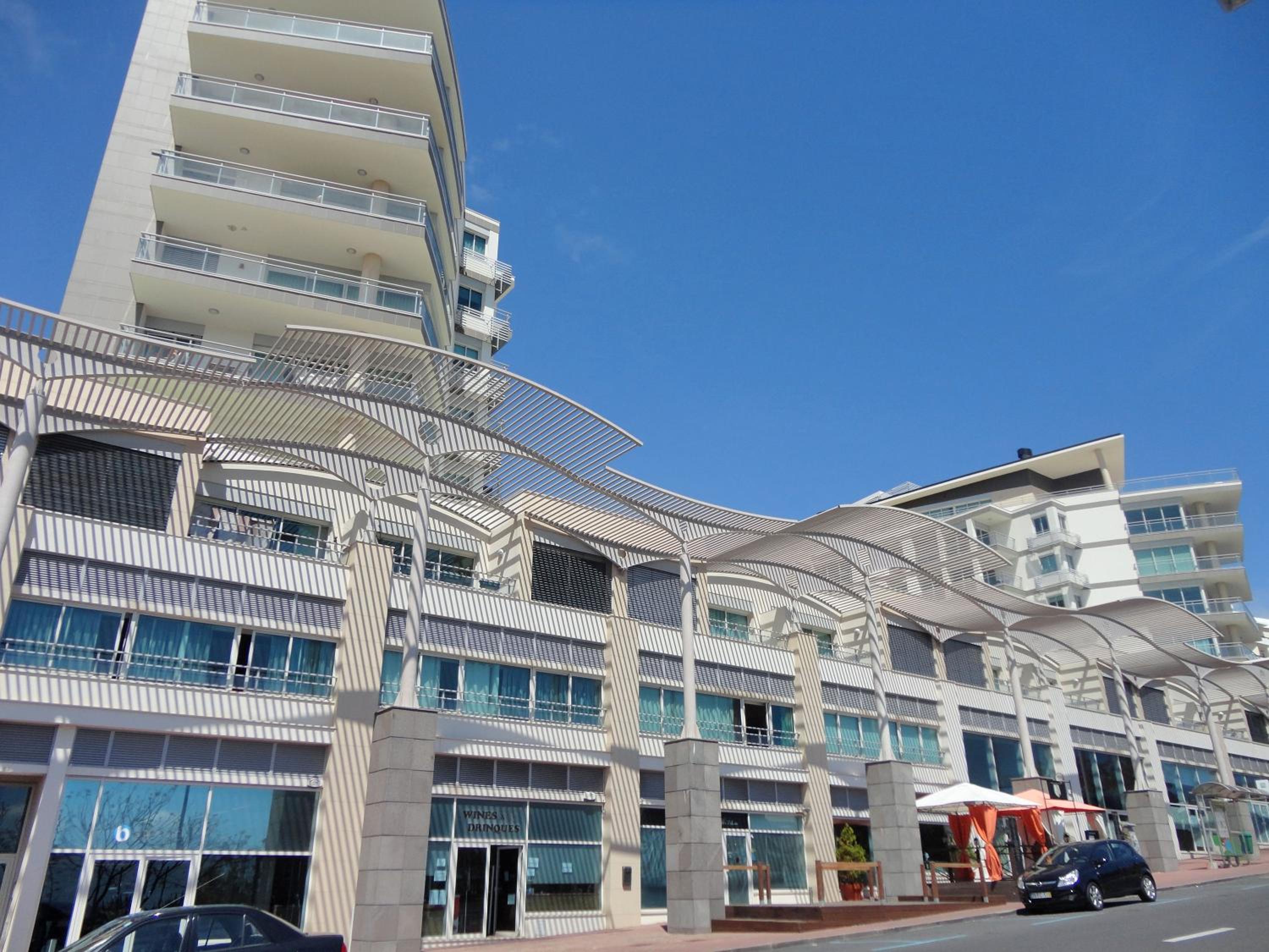 Oceanside Terrace Apartment by Holiday Rental Madeira