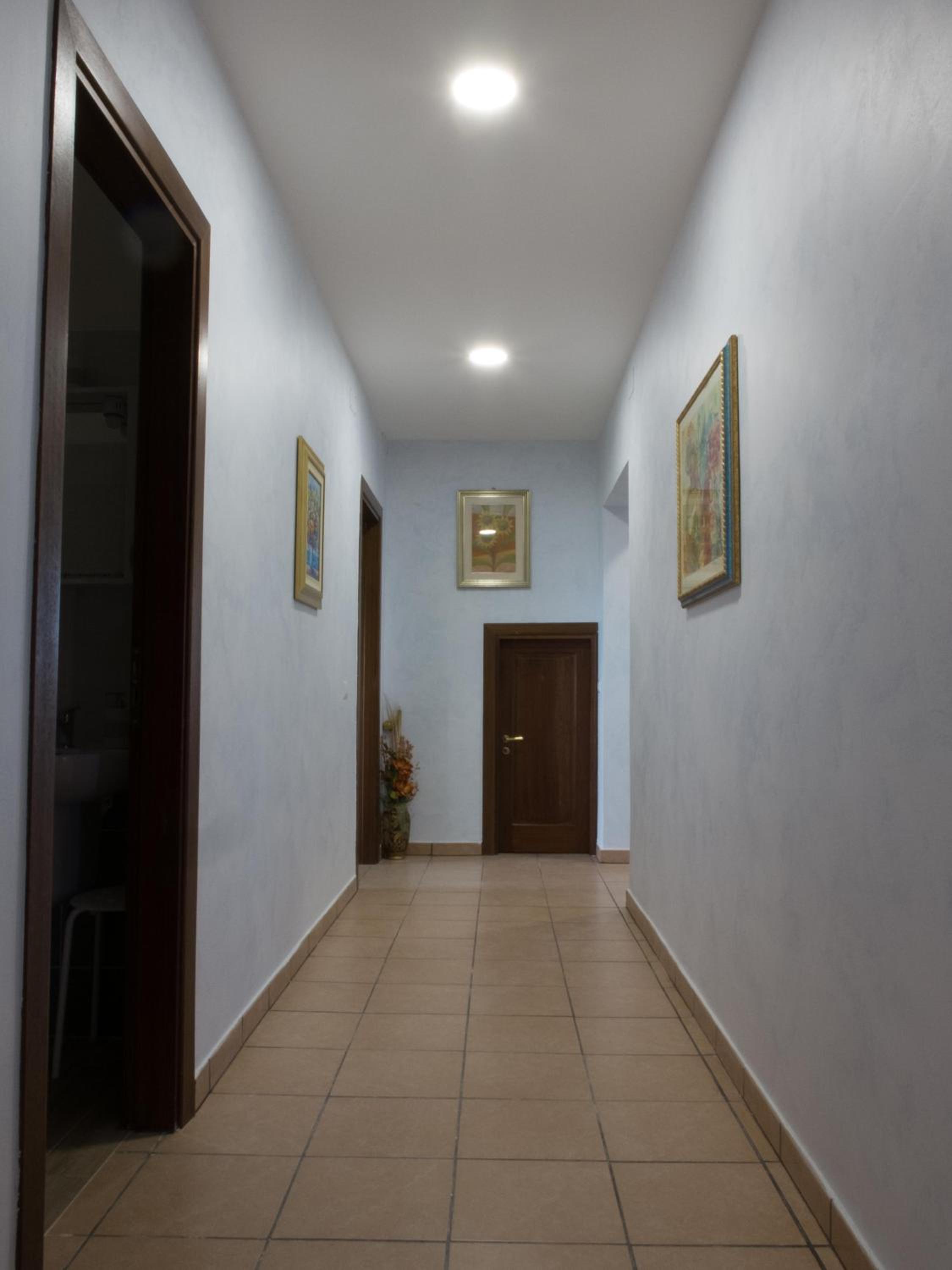 Photo 37
