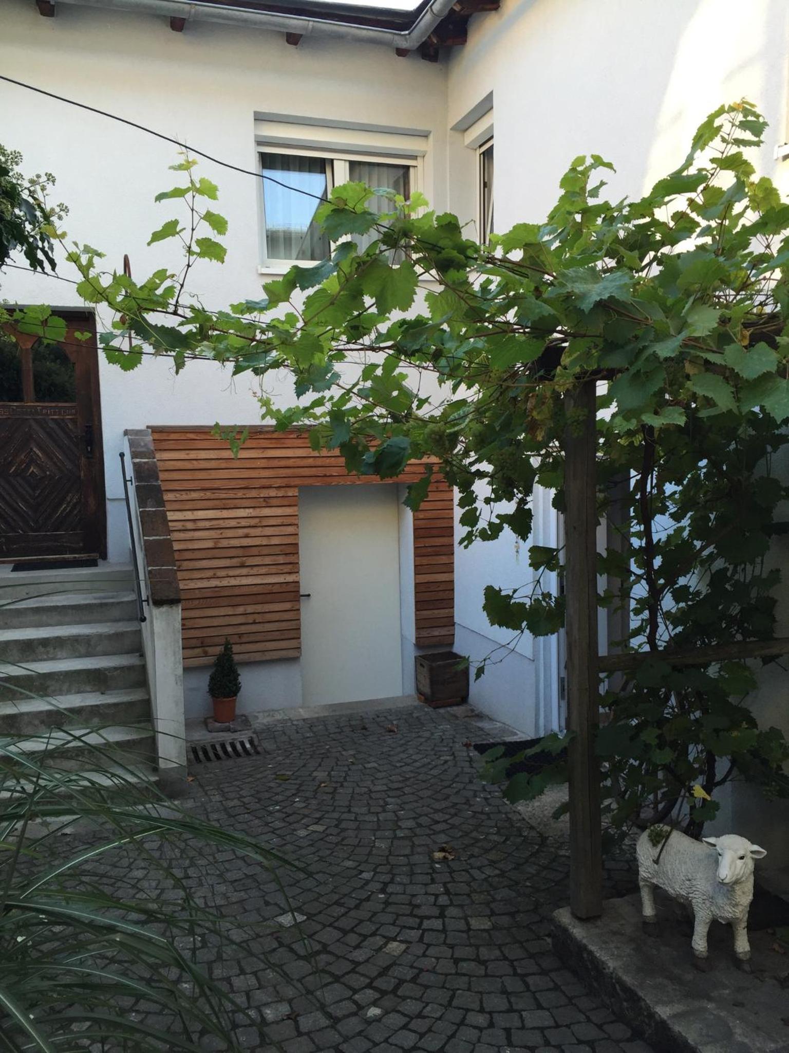 Pension Sunnseitn - Gasthof - Café - Weinkeller