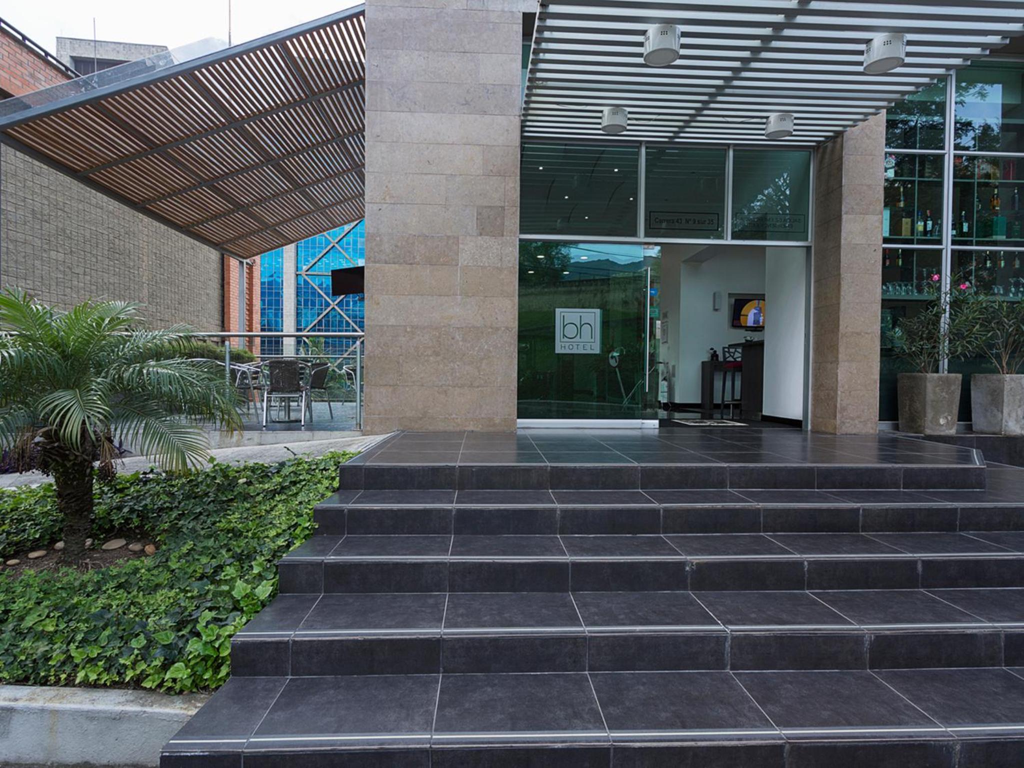 Hotel bh El Poblado