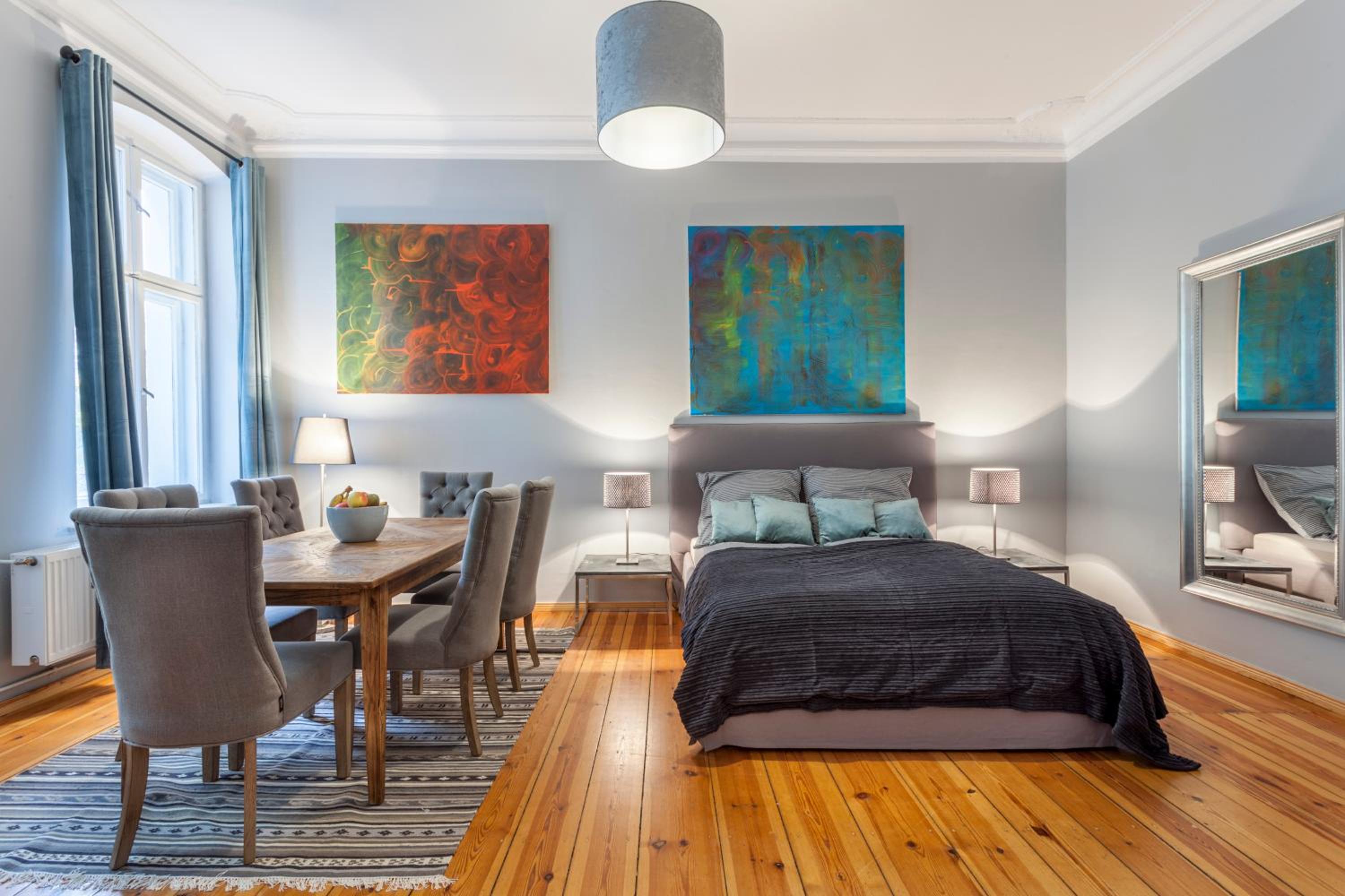 The Paul Loft, big 3 Bed room apartment, 120 m2, group & family friendly, Prenzlauer Berg, ideal for 4 - 8 Guests