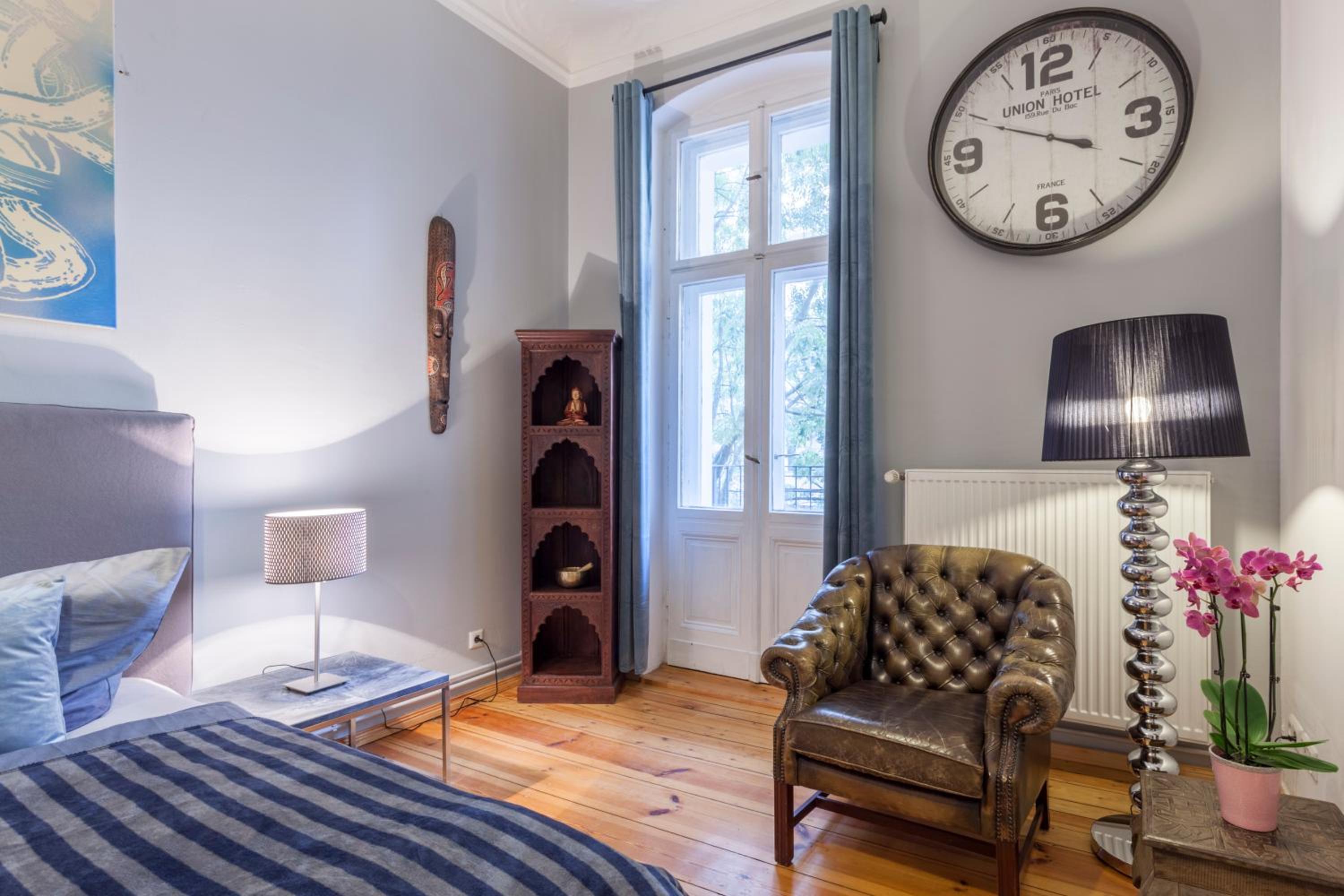 The Paul Loft, big 3 Bed room apartment, 120 m2, group & family friendly, Prenzlauer Berg, ideal for 4 - 8 Guests