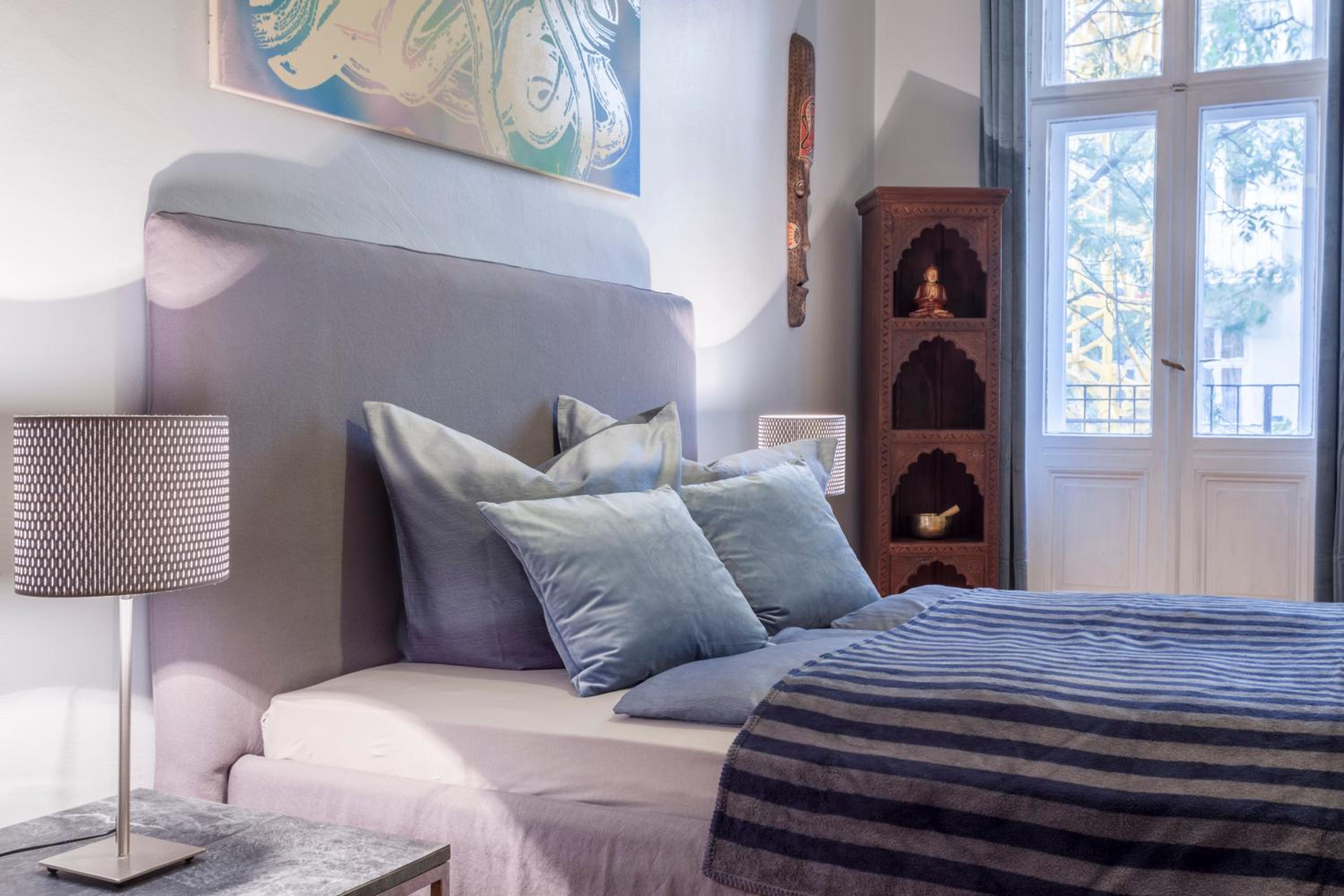 The Paul Loft, big 3 Bed room apartment, 120 m2, group & family friendly, Prenzlauer Berg, ideal for 4 - 8 Guests