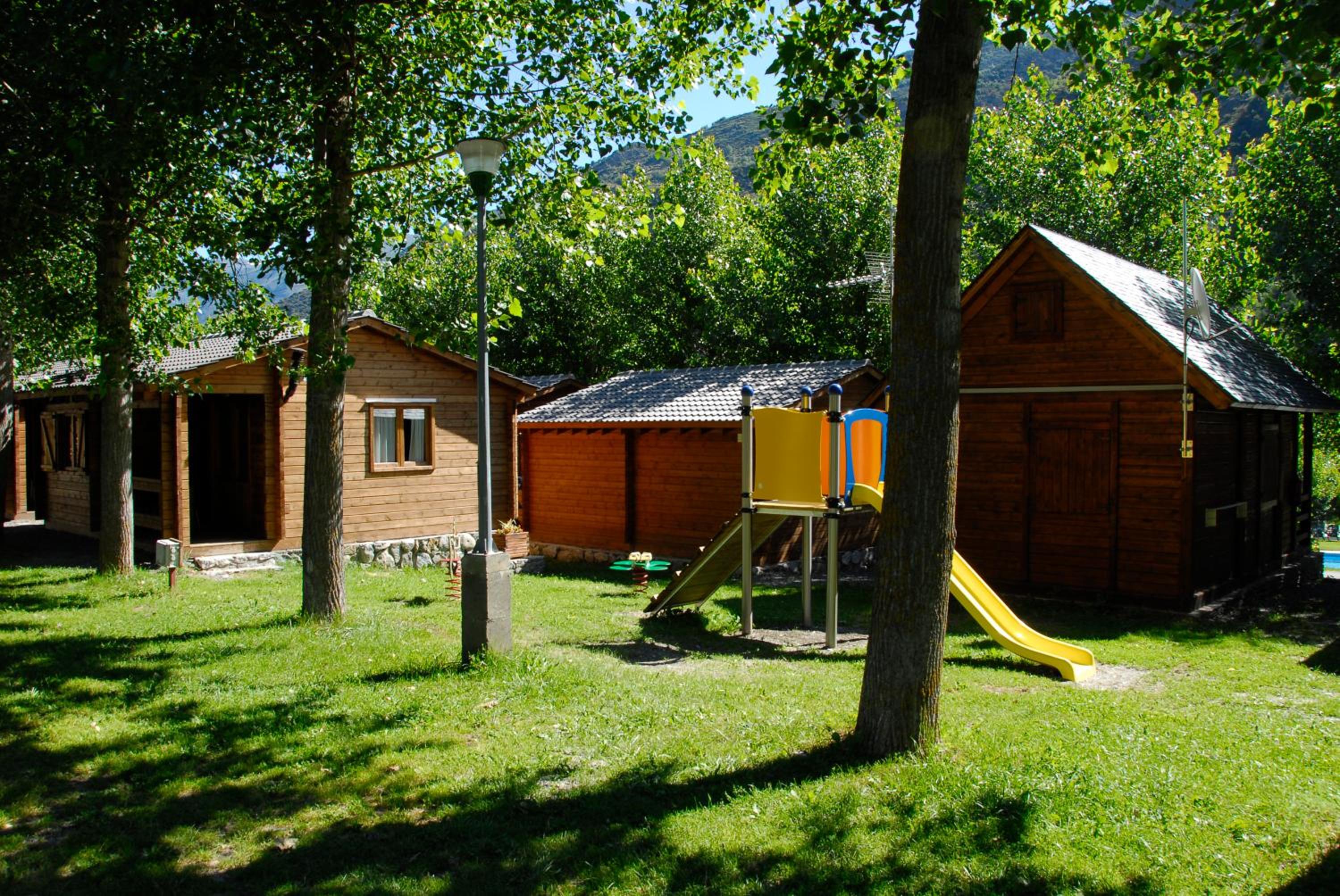 Bungalows Nou Camping
