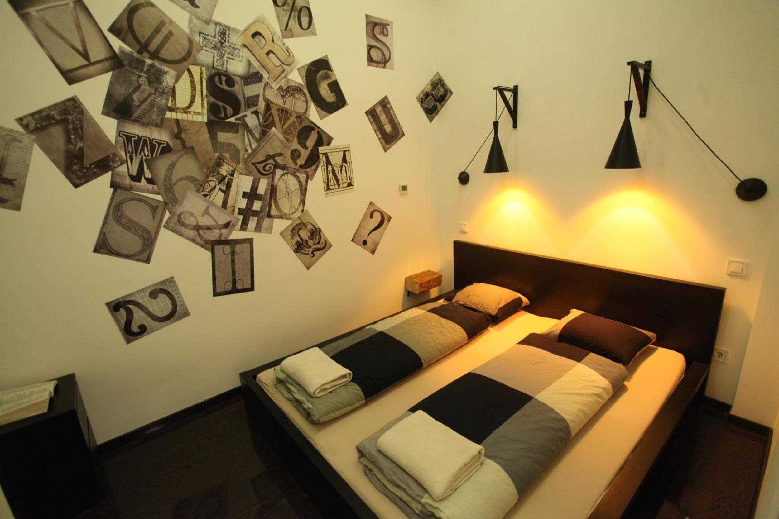 Timber Town Apartment