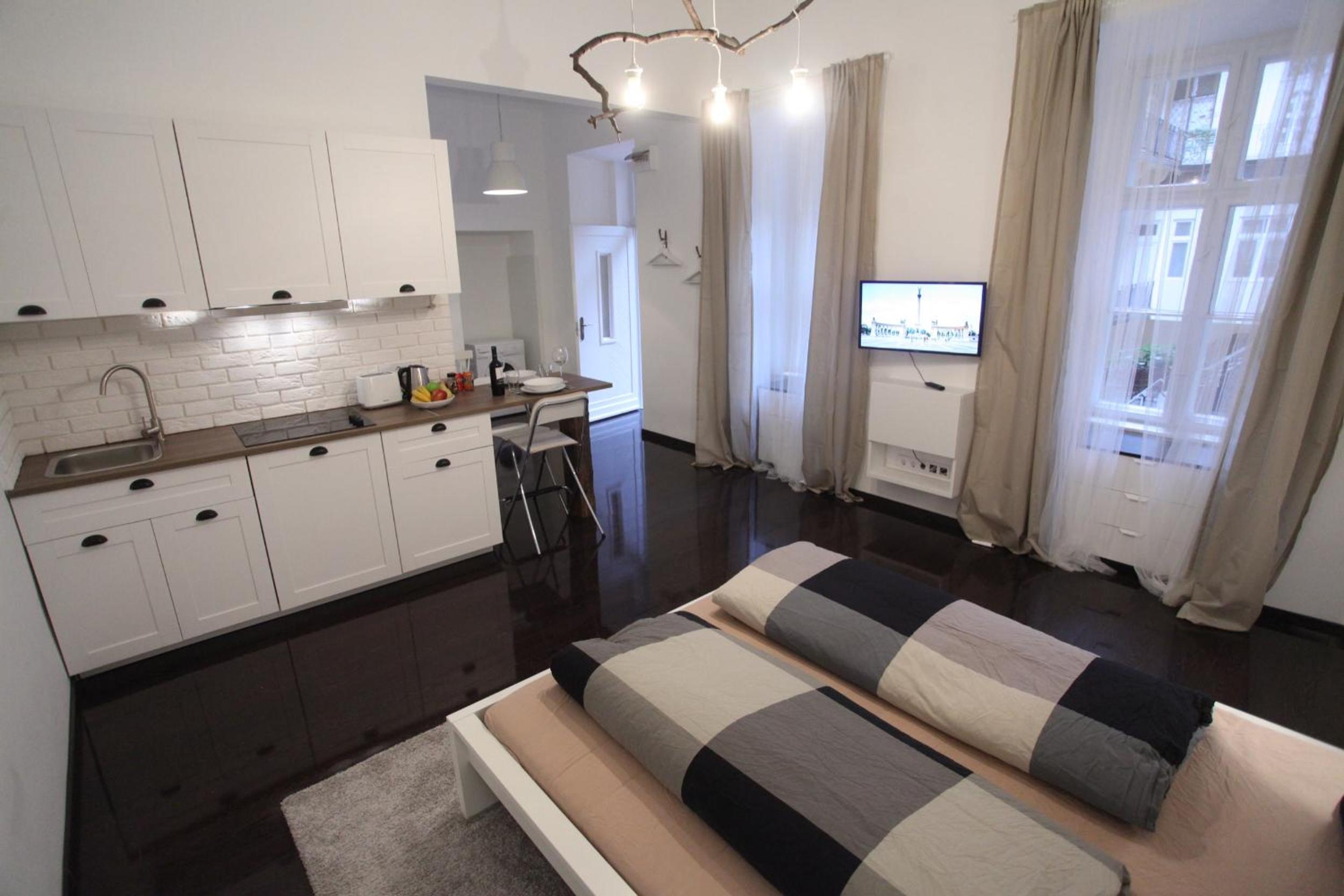 Timber Town Apartment