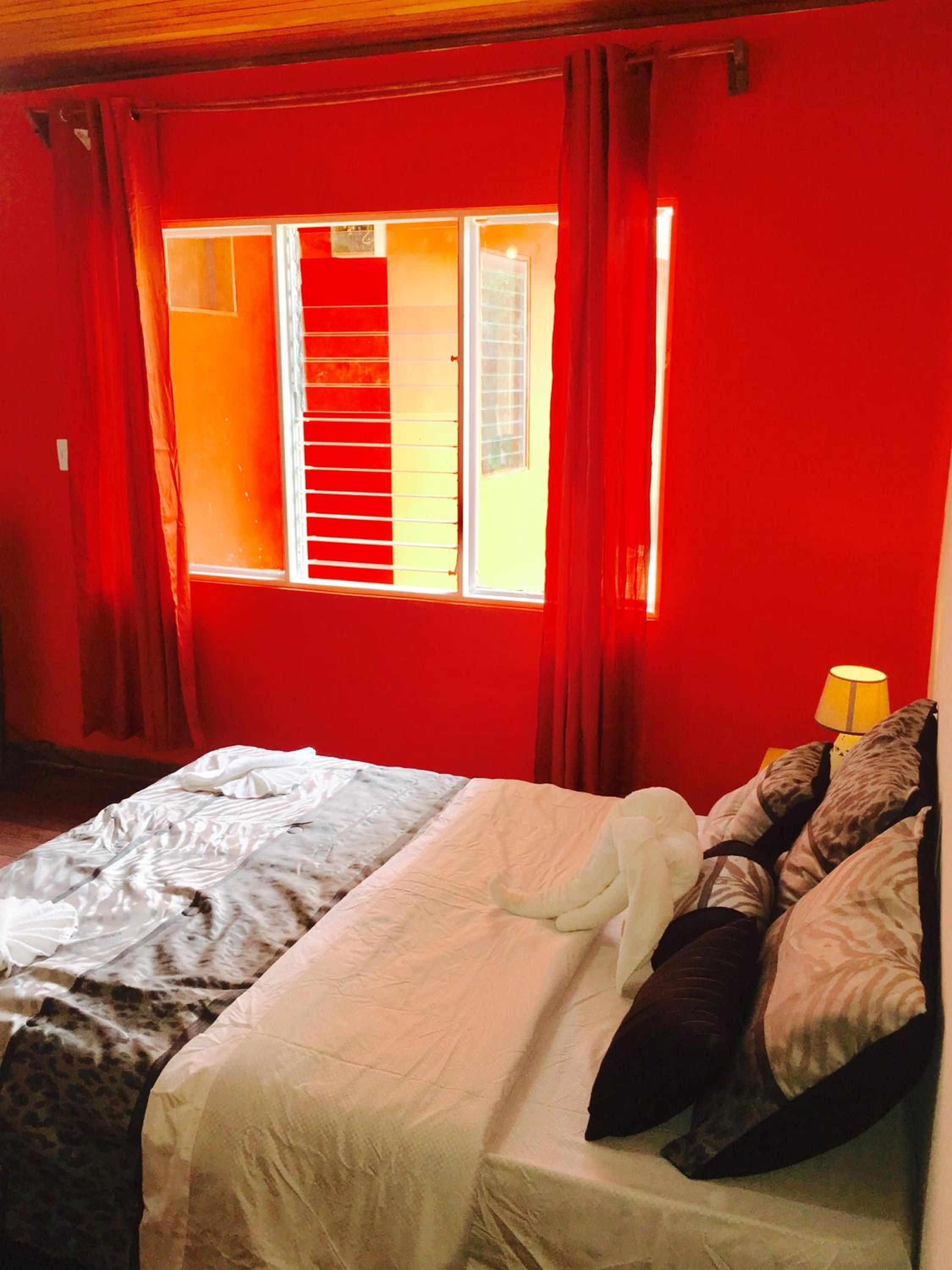 Hotel Your House