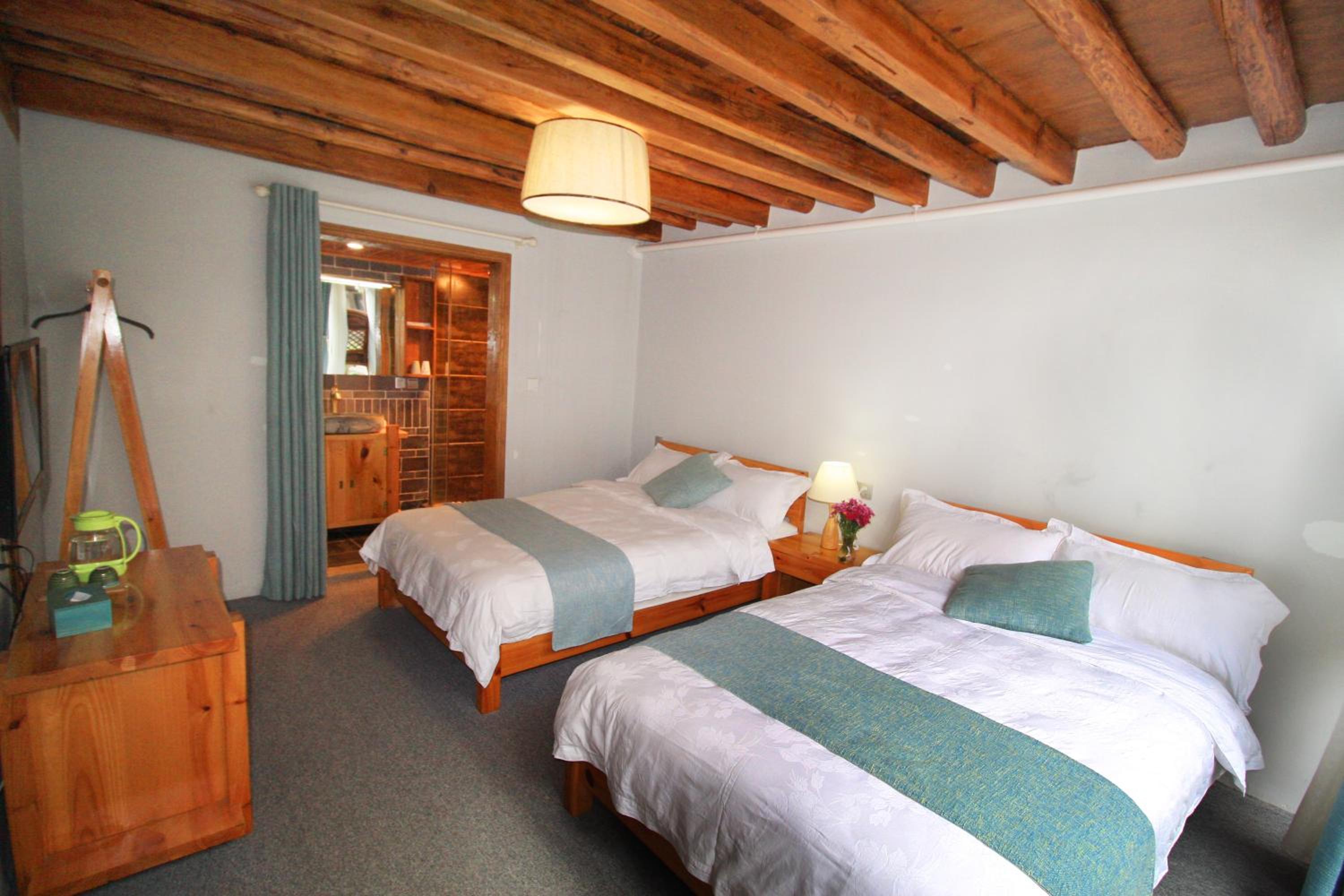 Cabin 7 Inn