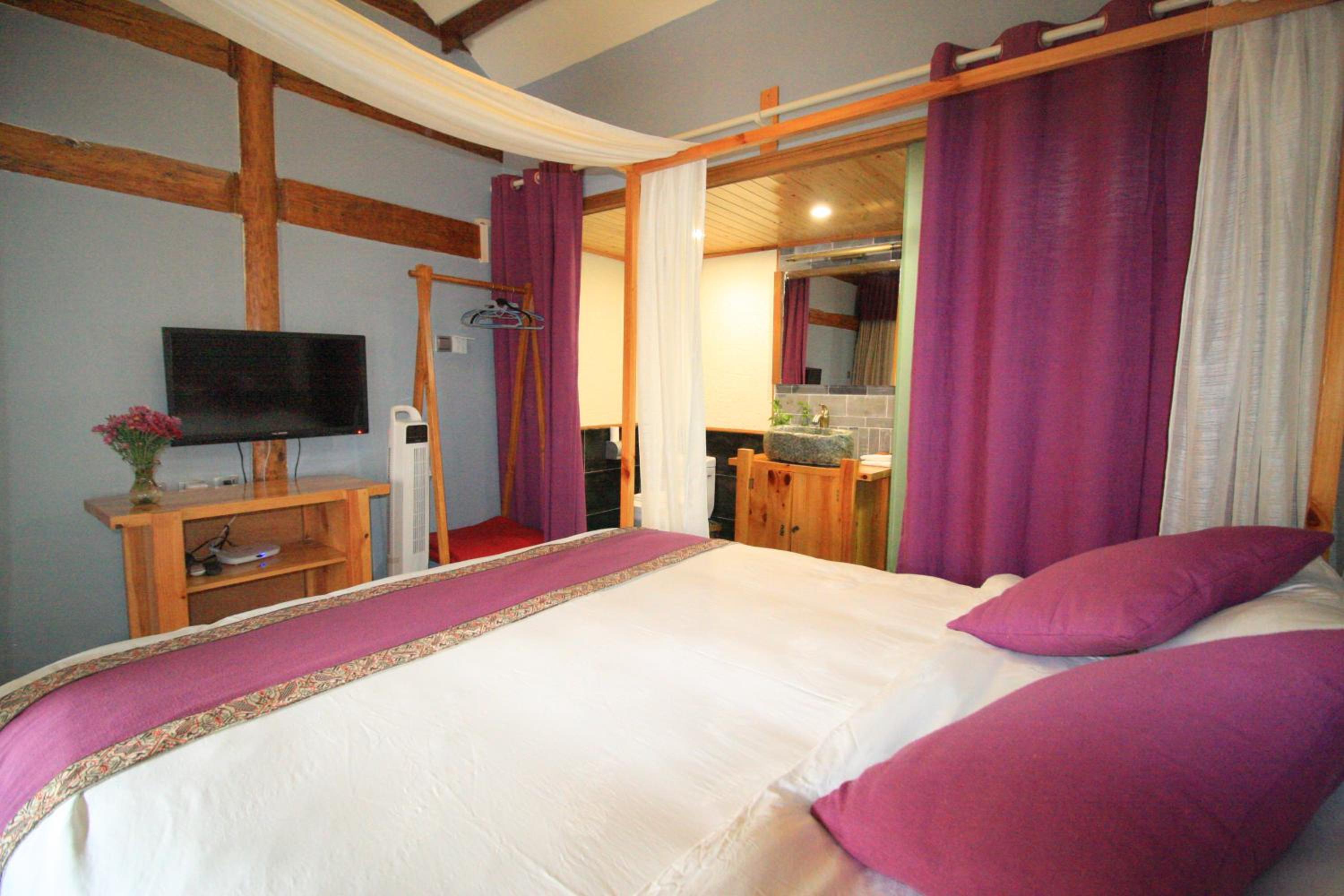 Cabin 7 Inn