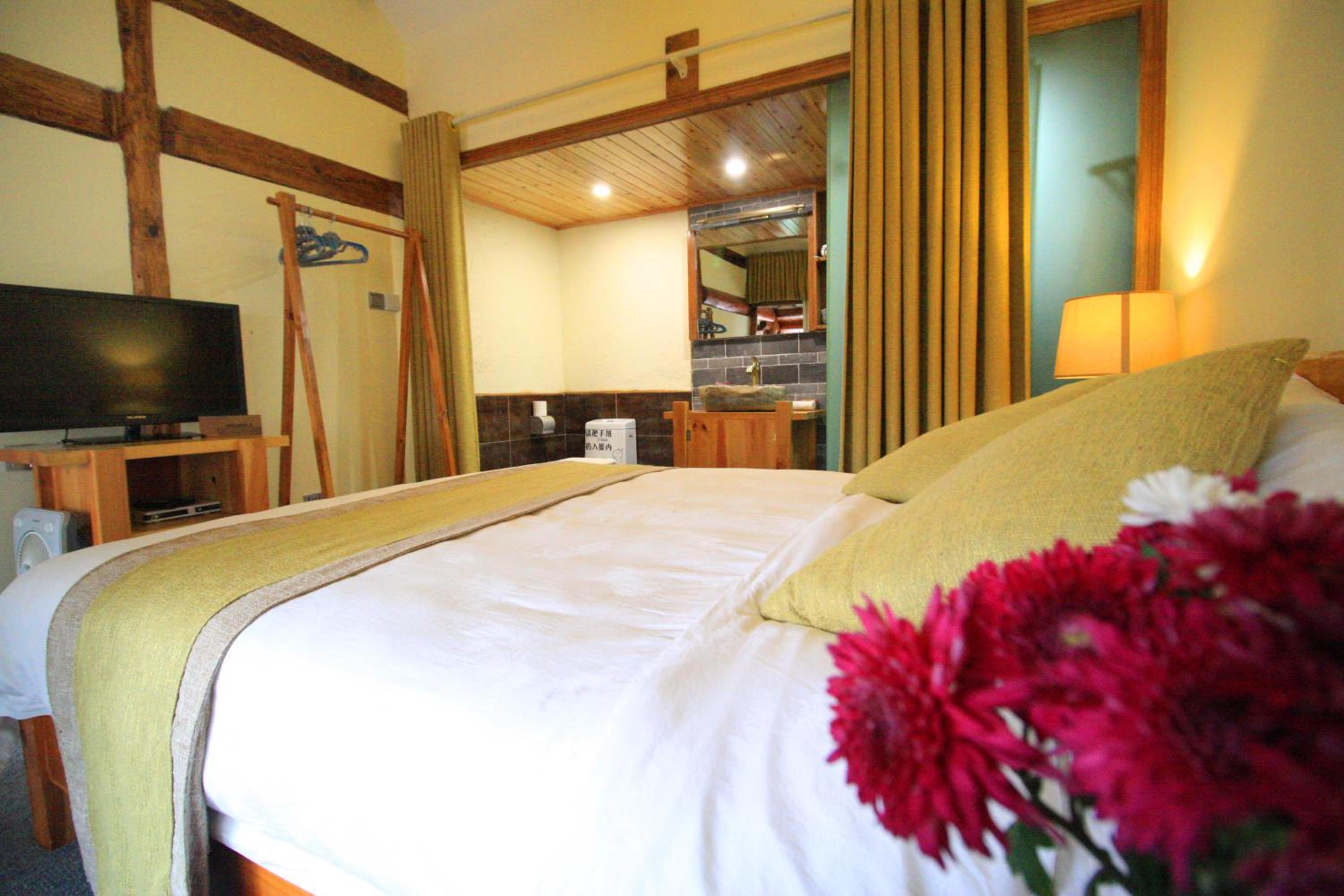 Cabin 7 Inn