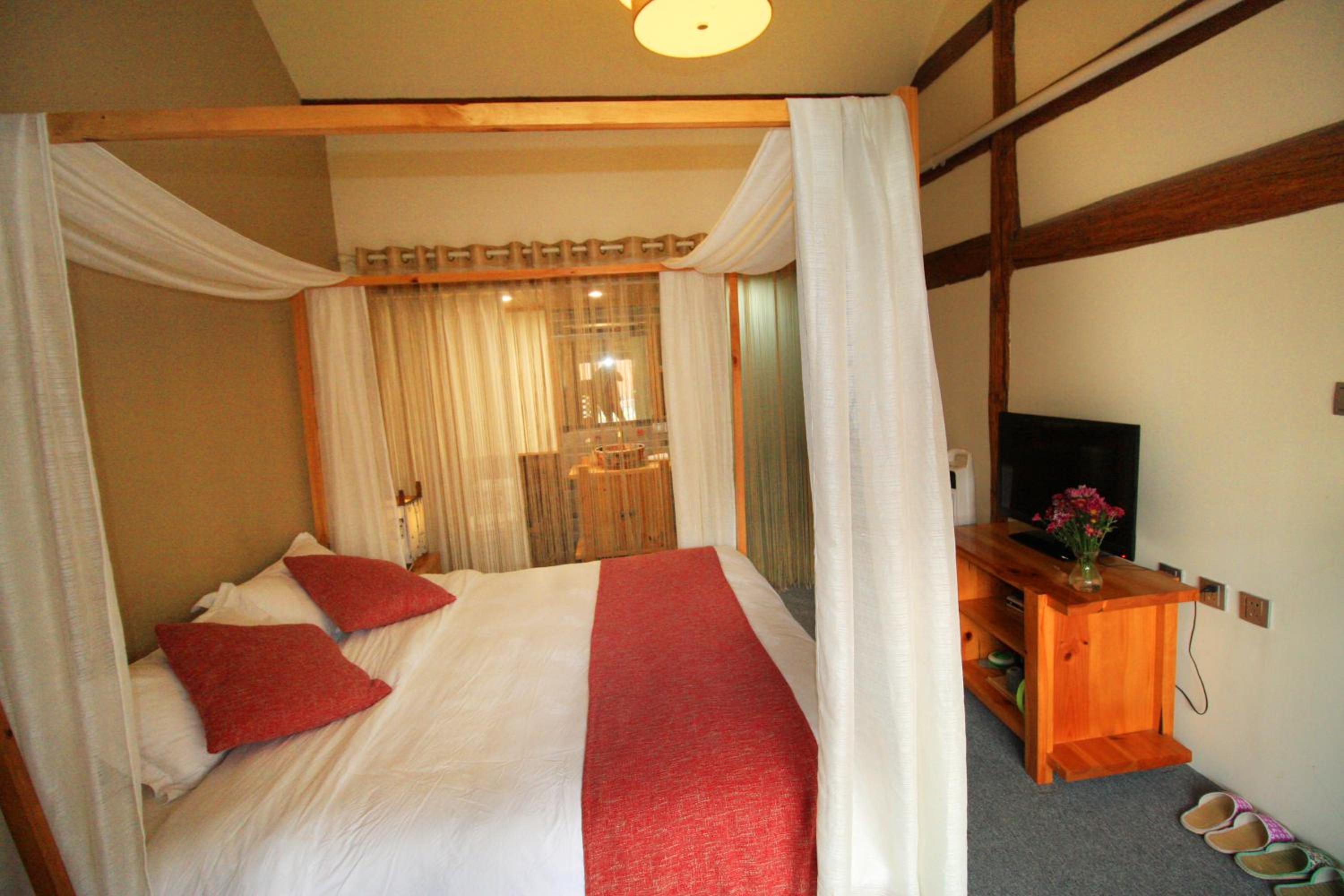 Cabin 7 Inn