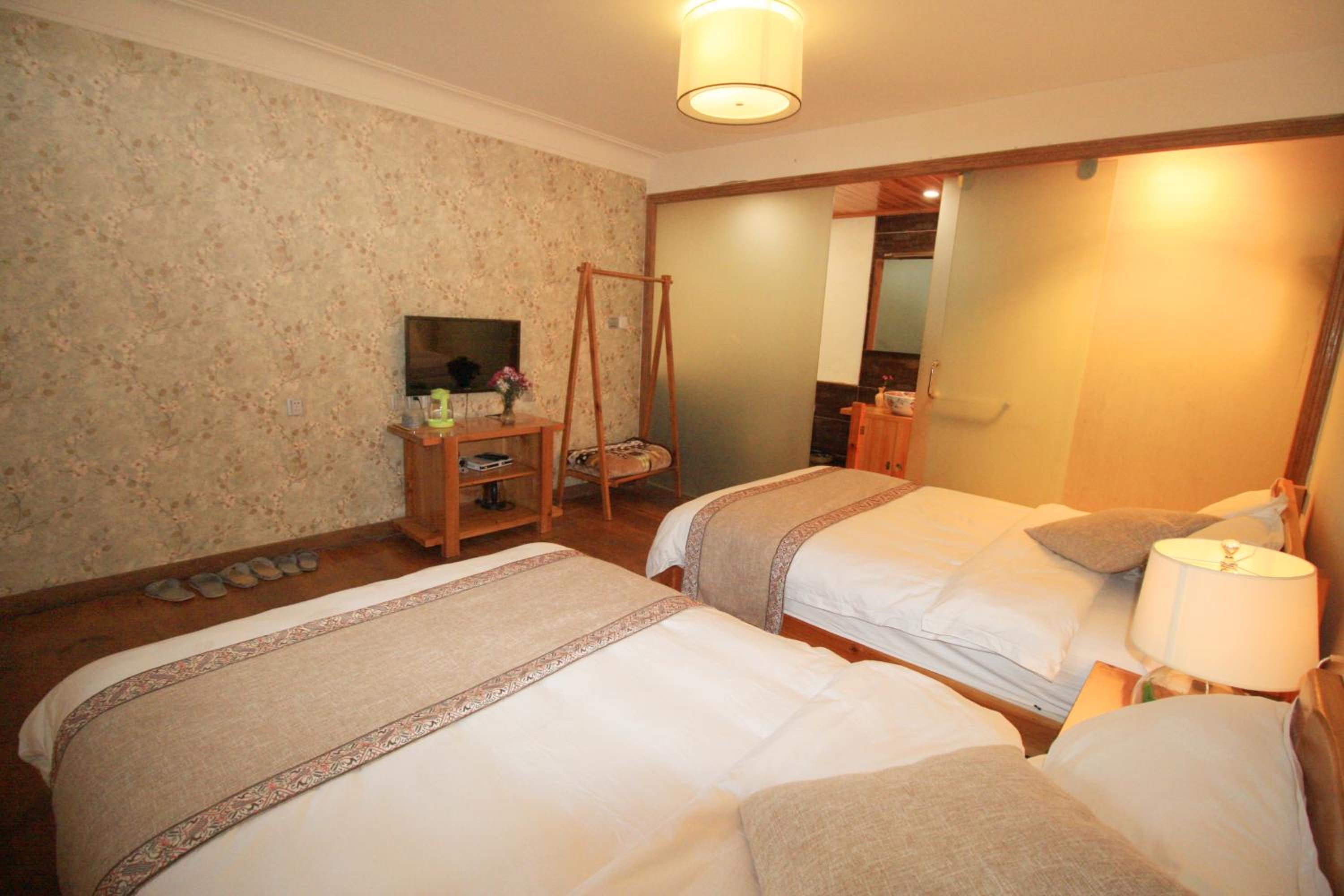Cabin 7 Inn