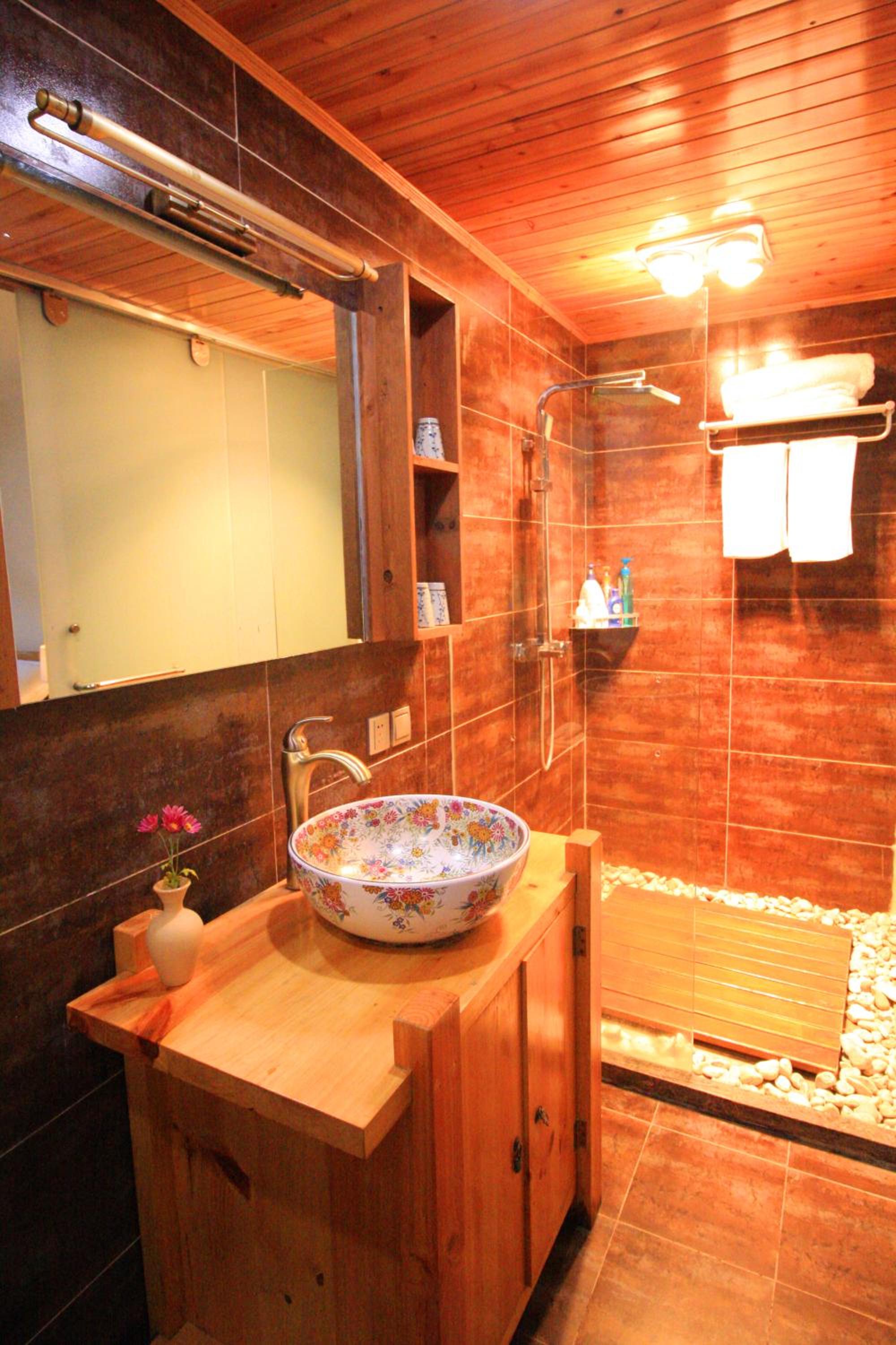 Cabin 7 Inn