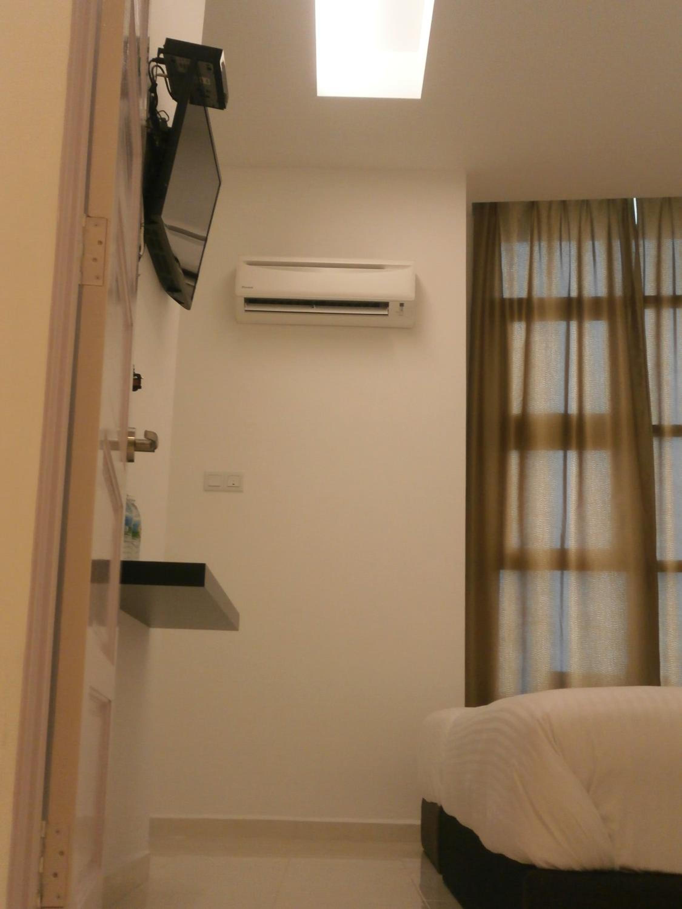 F.M GUESTHOUSE