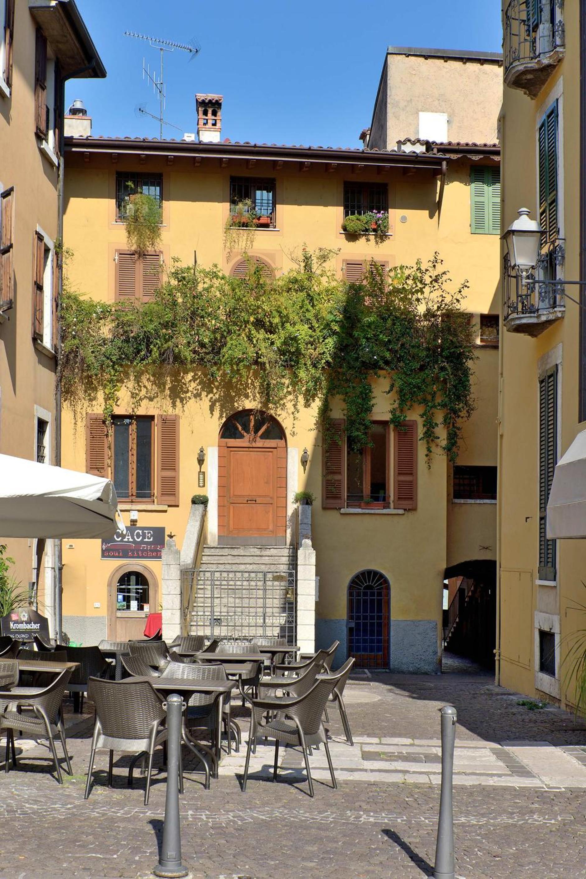 Antico Teatro signorile view 2