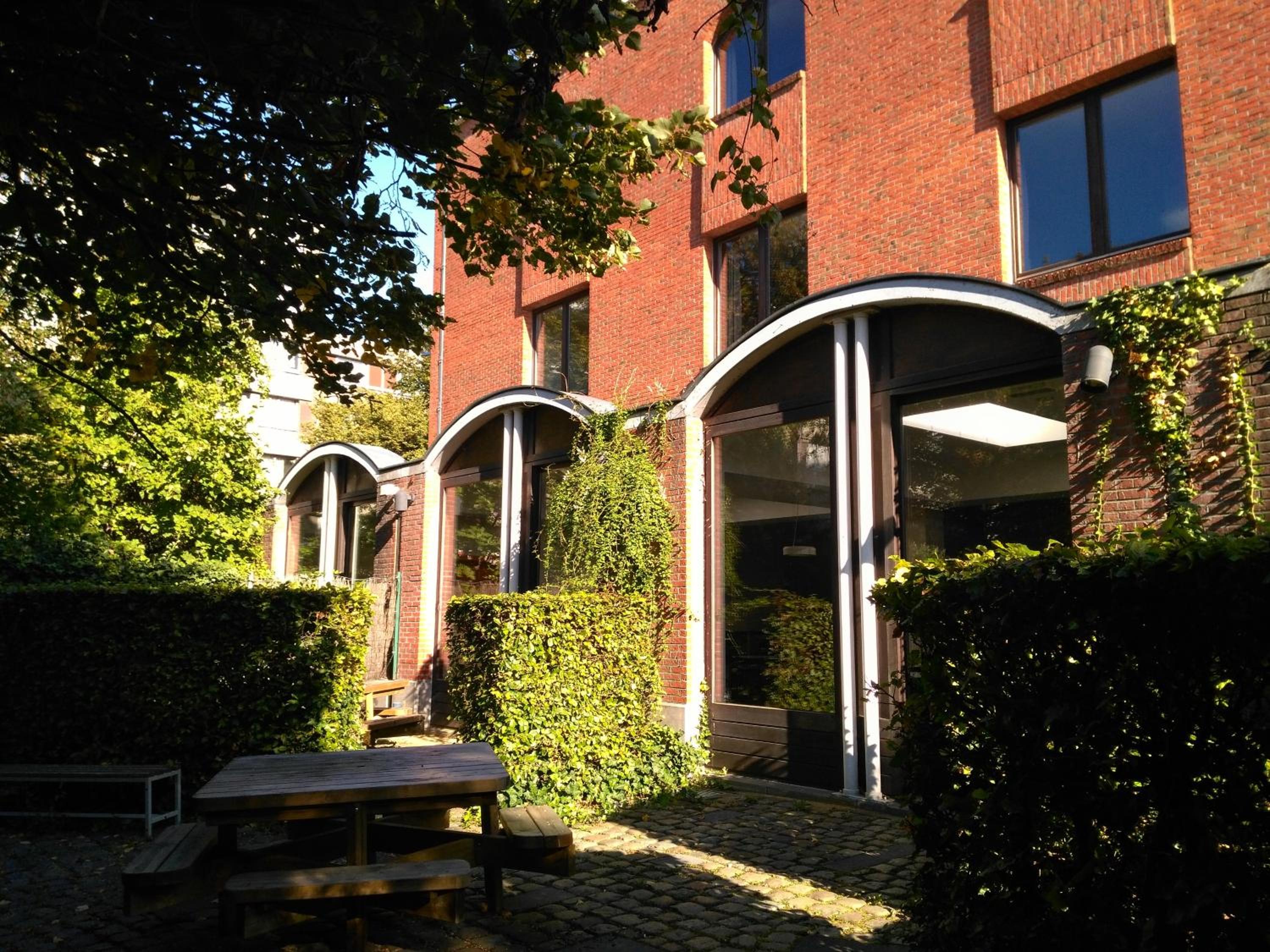 HI Brussels Generation Europe Hostel