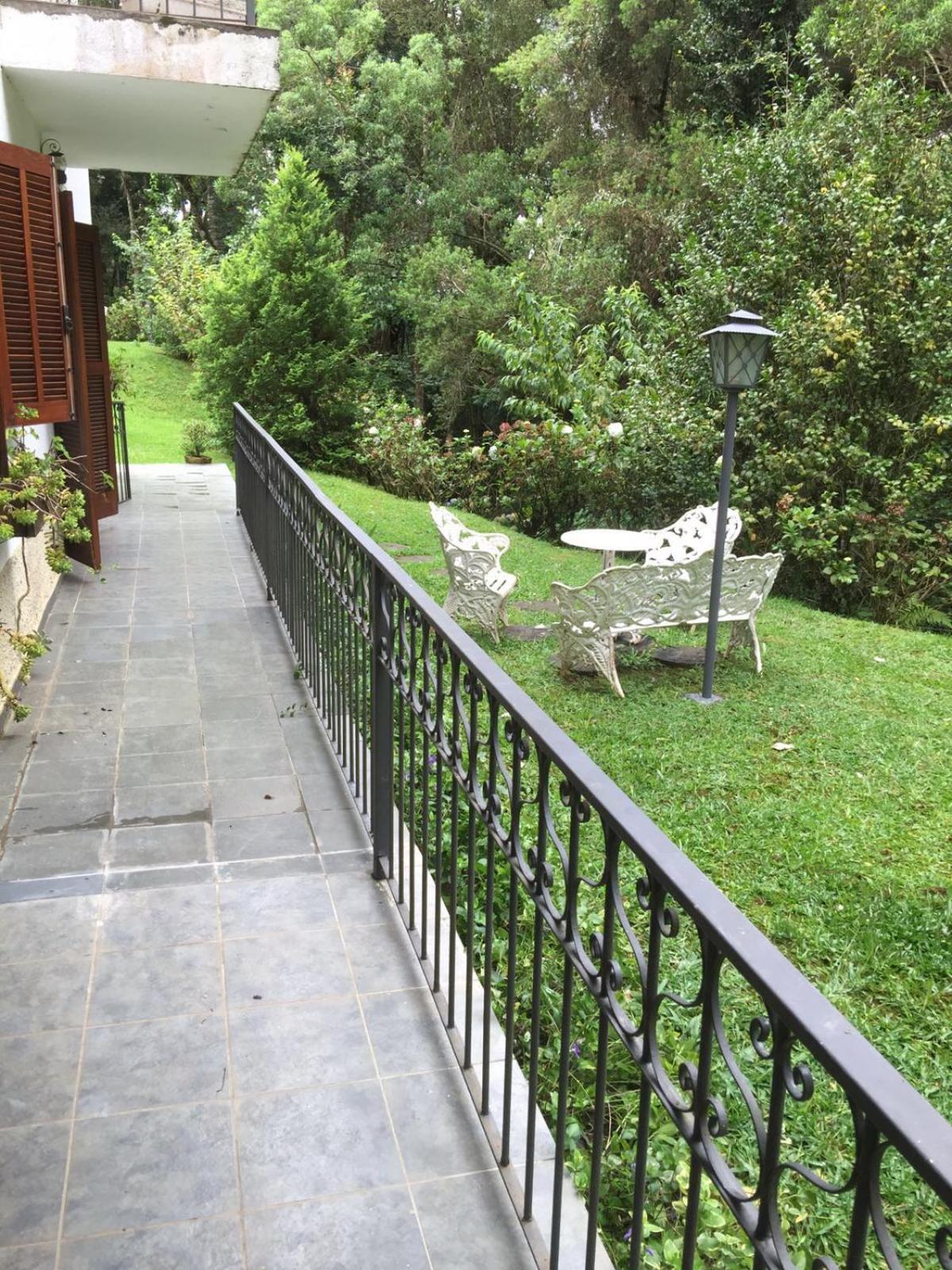 Hotel Apartamento em Condomínio Campos do Jordão - Image 1