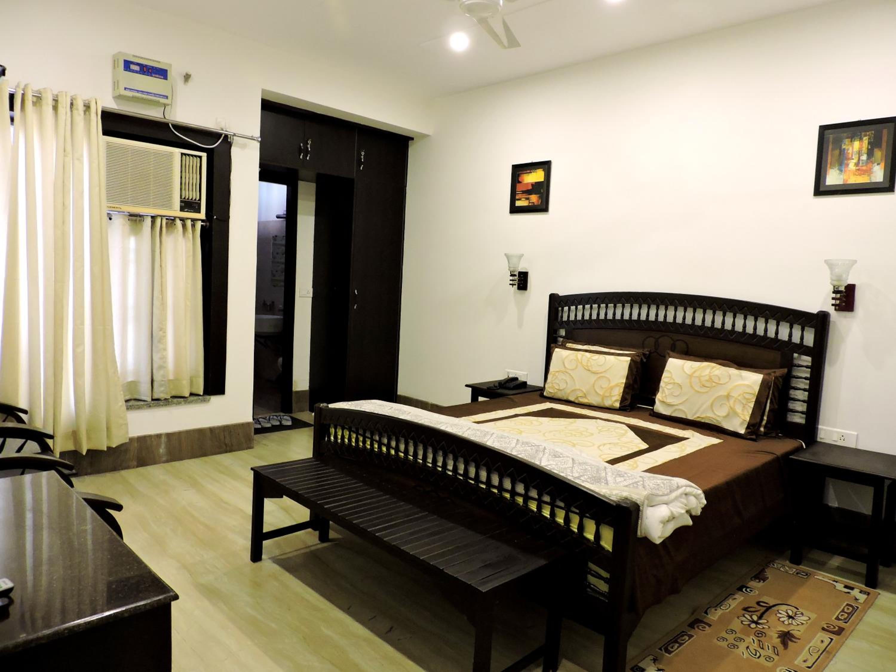 Pearl of Taj Home Stay