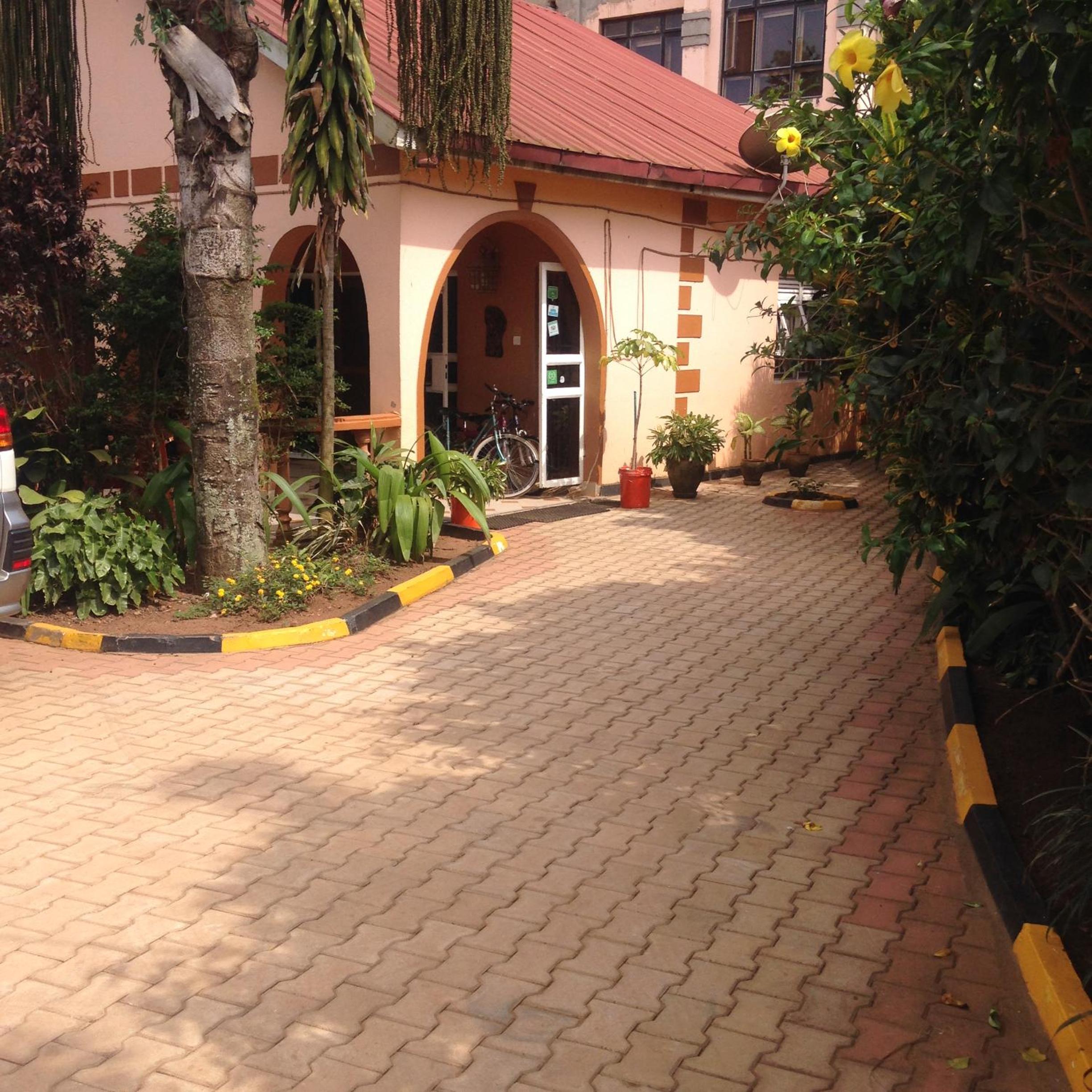 J residence Motel
