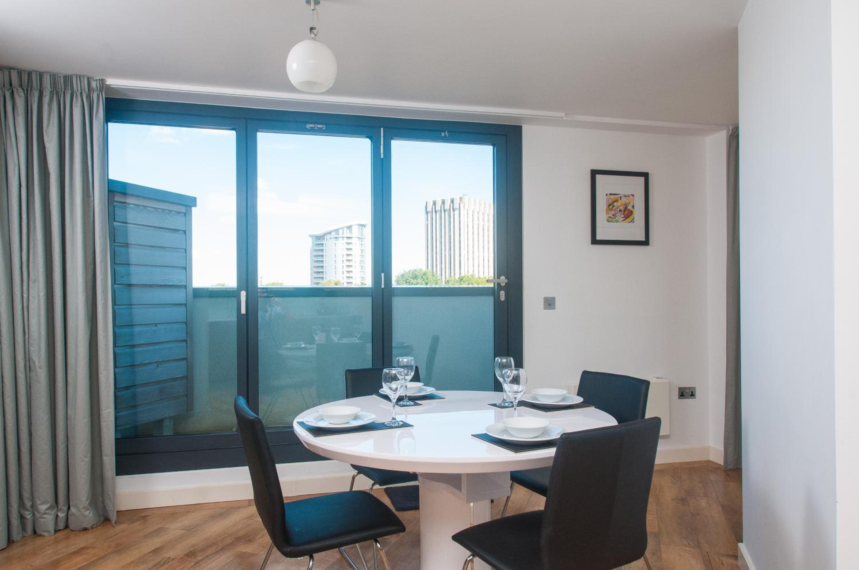Cleyro Serviced Apartments - Finzels Reach