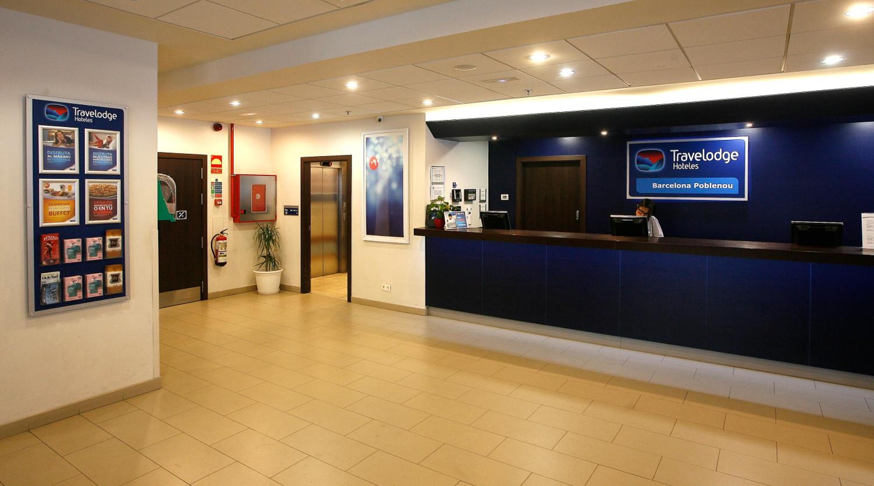 Travelodge Barcelona Poblenou-4