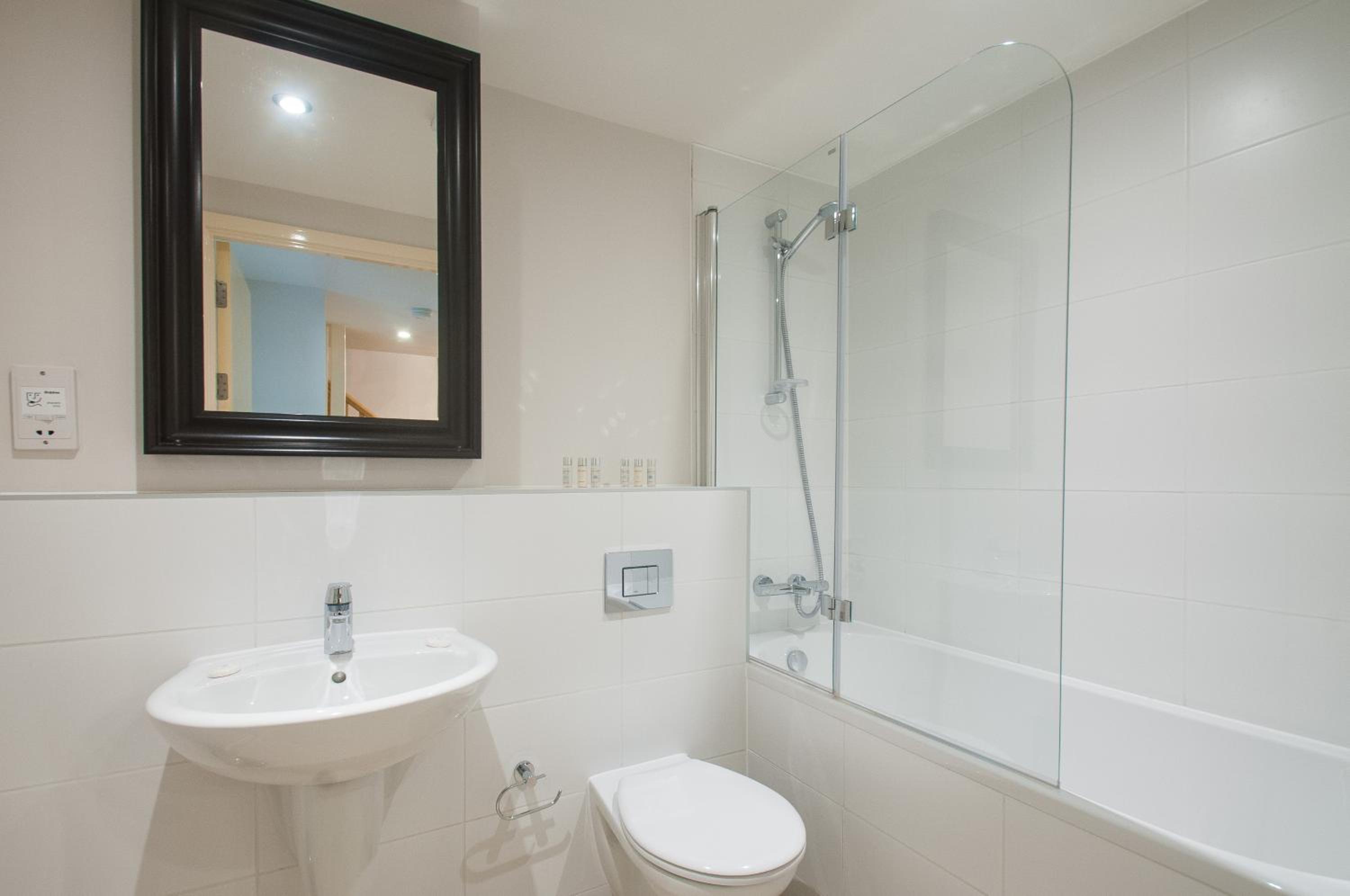 Cleyro Serviced Apartments - Finzels Reach
