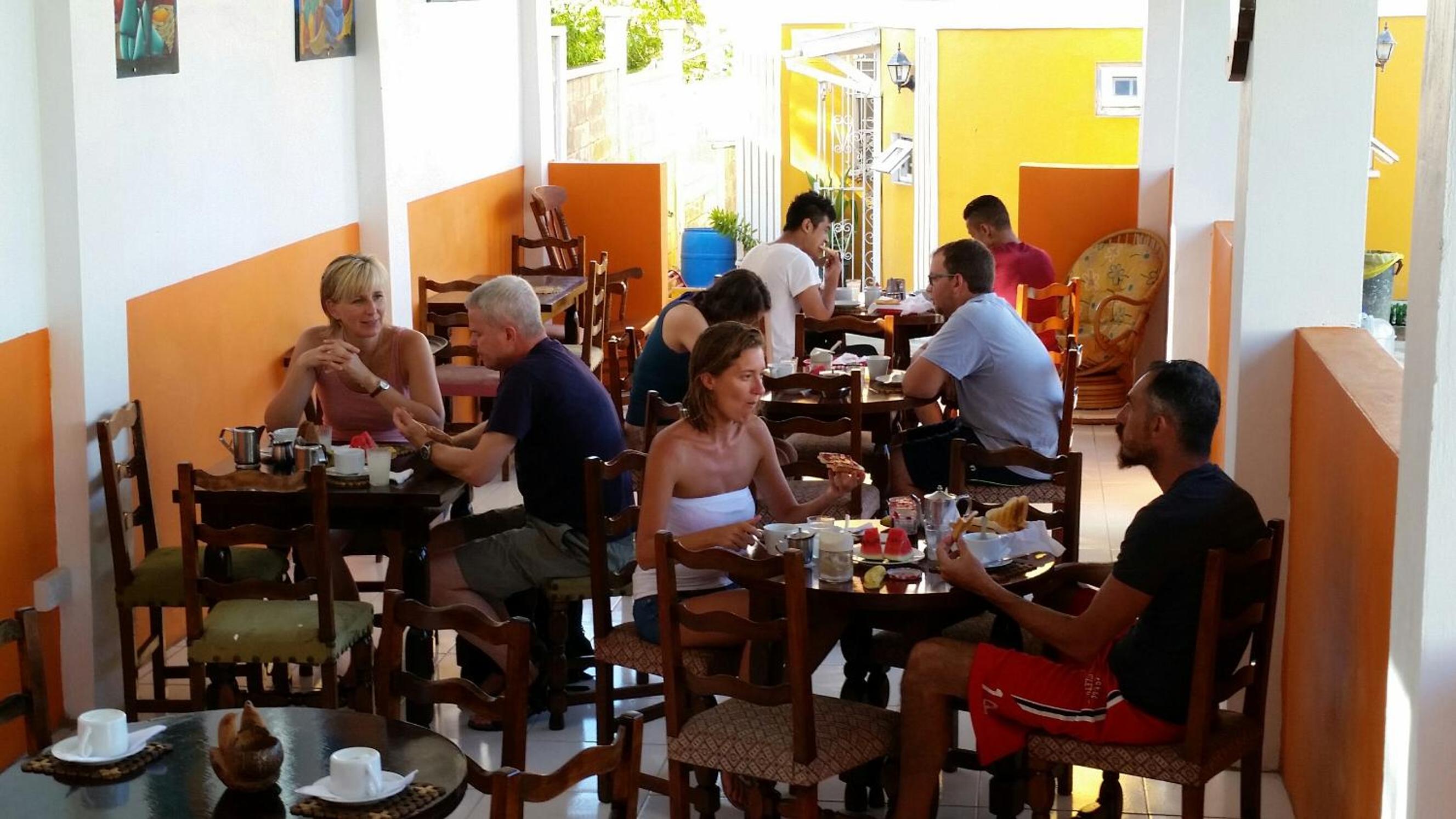 St. James Guesthouse - Photo 4