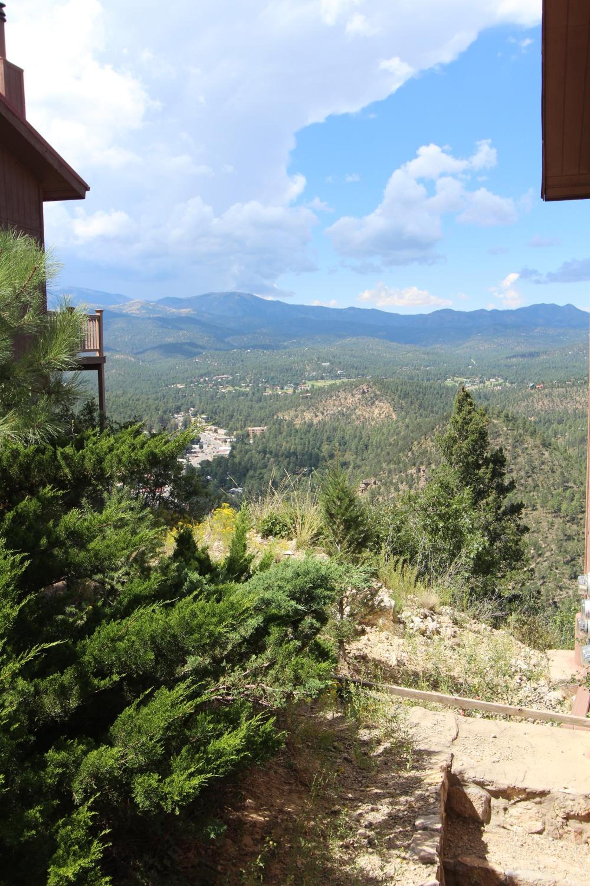 Crown Point Resort
