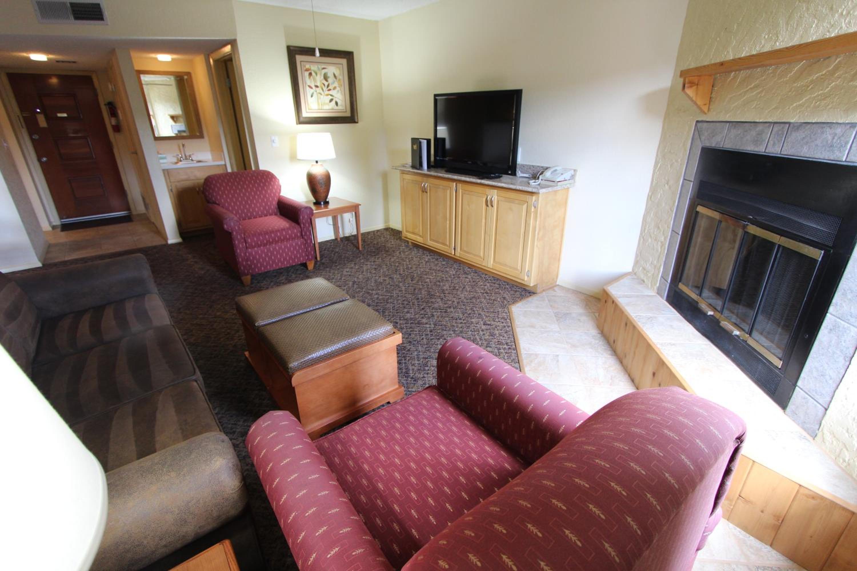 Crown Point Resort