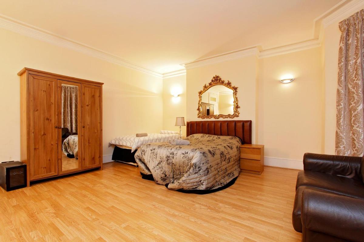 Hyde Park Serviced Rooms